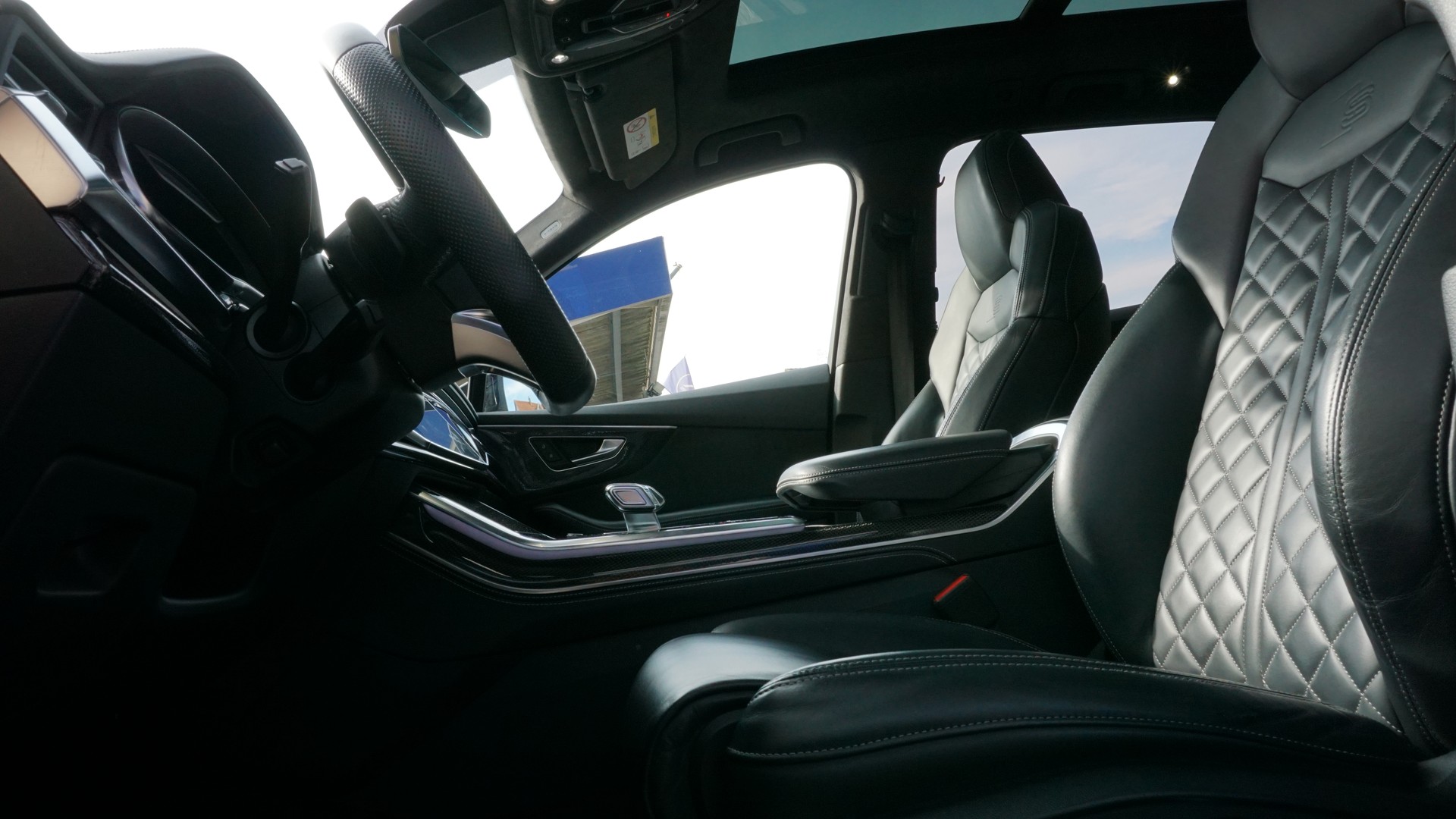 AUDI SQ7 4.0 V8 TDI quattro T-Tronic-image-14