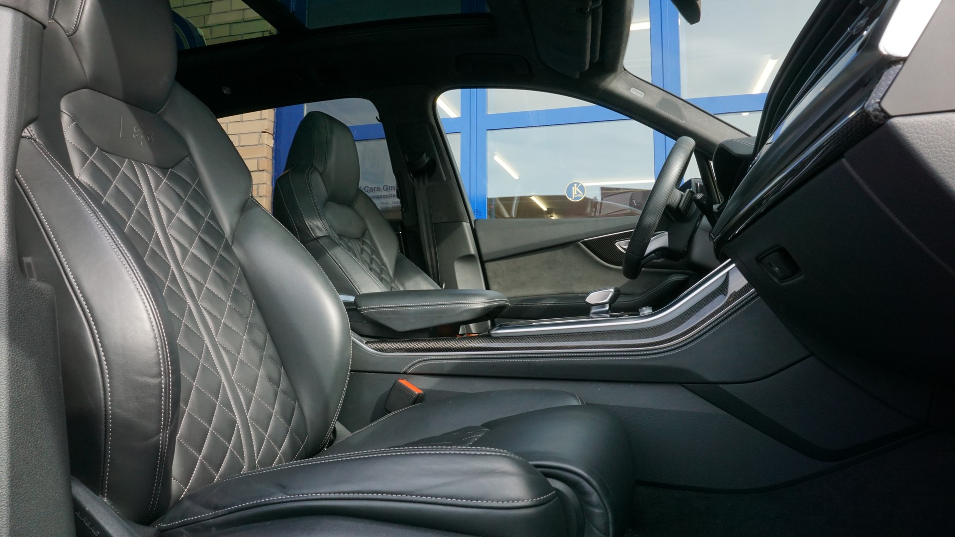 AUDI SQ7 4.0 V8 TDI quattro T-Tronic-image-15