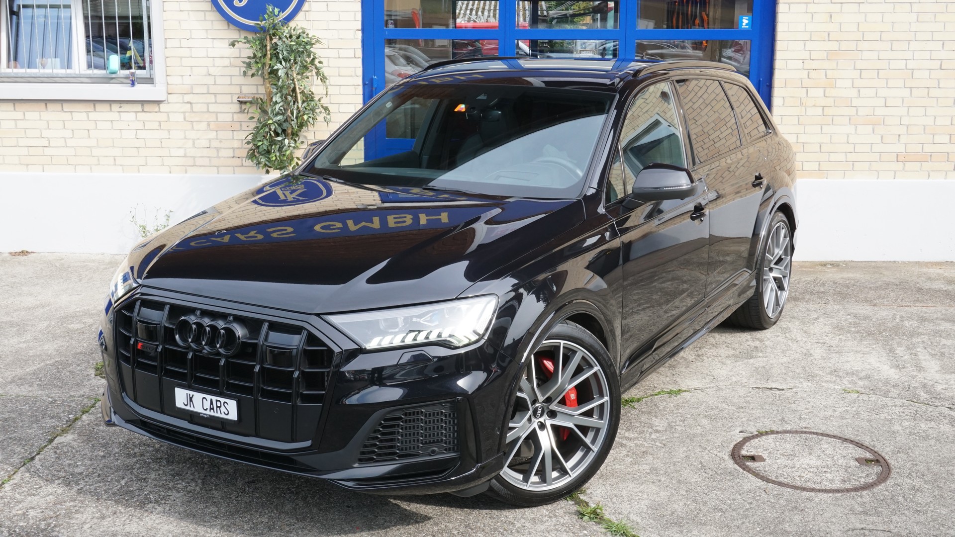 AUDI SQ7 4.0 V8 TDI quattro T-Tronic-showroom-element-3