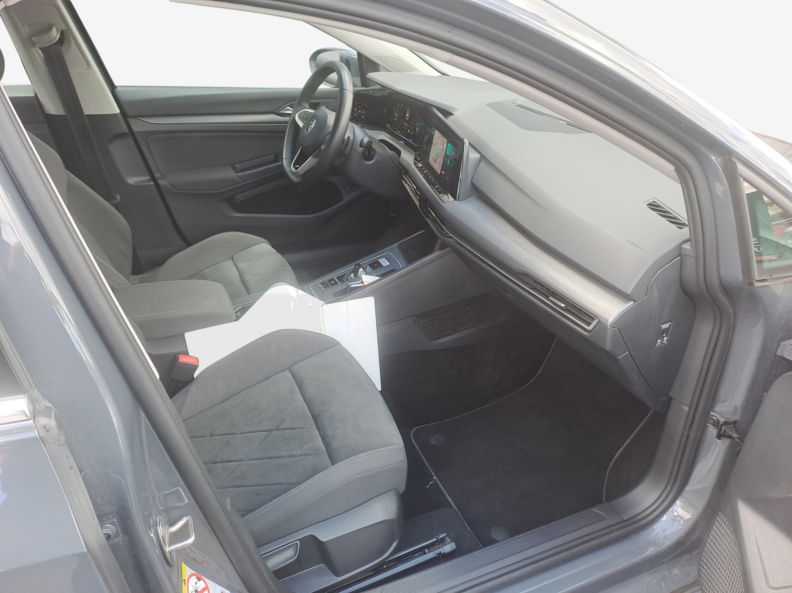 VW Golf 1.4 TSI PHEV Style-image-14