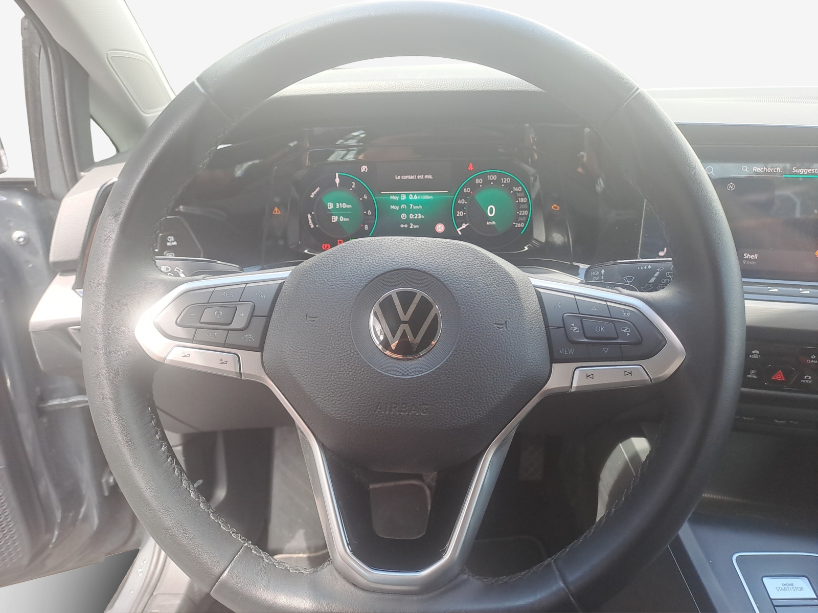 VW Golf 1.4 TSI PHEV Style-image-10