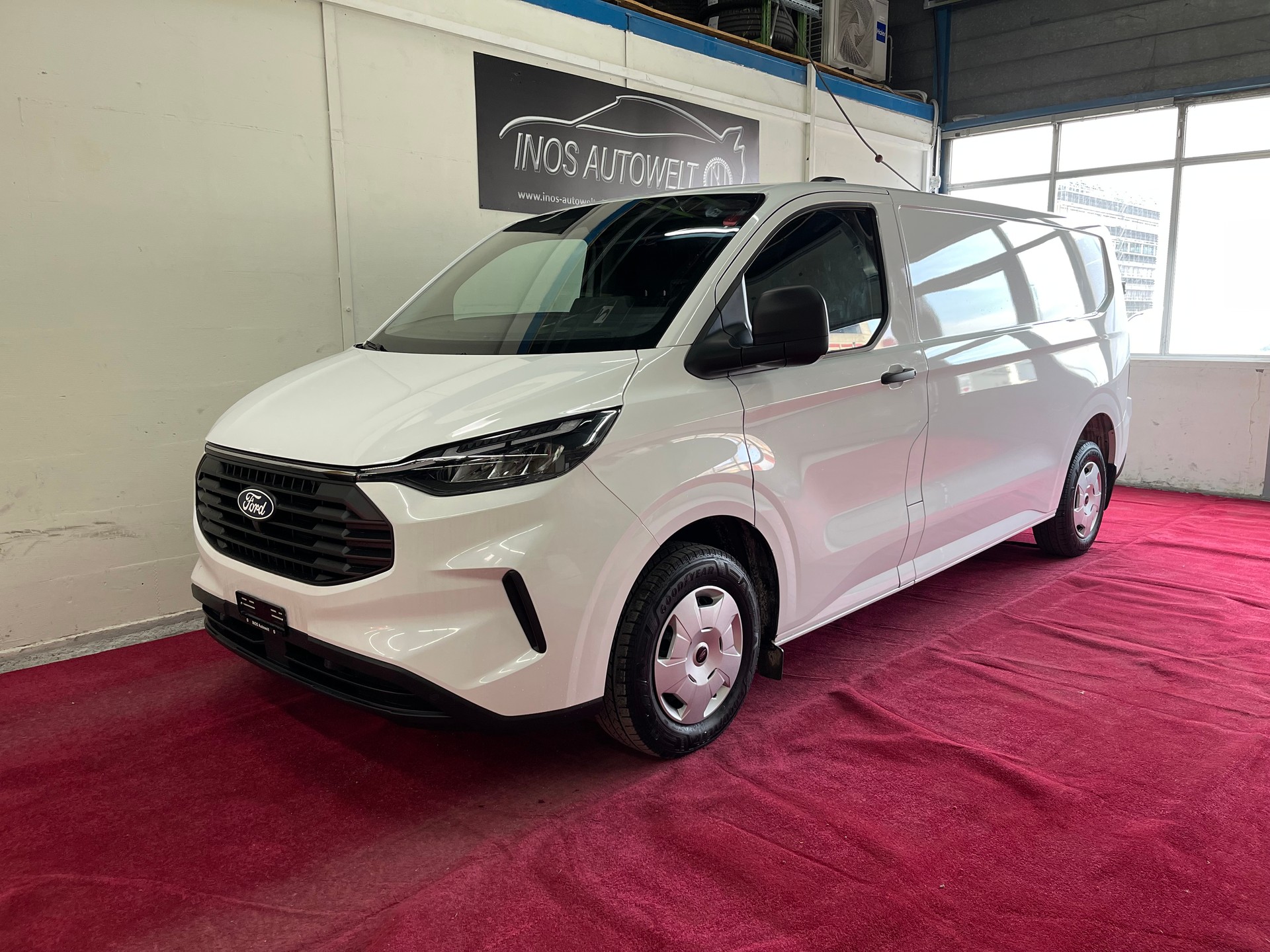 FORD Transit Custom Van 320 L2 H1 Trend