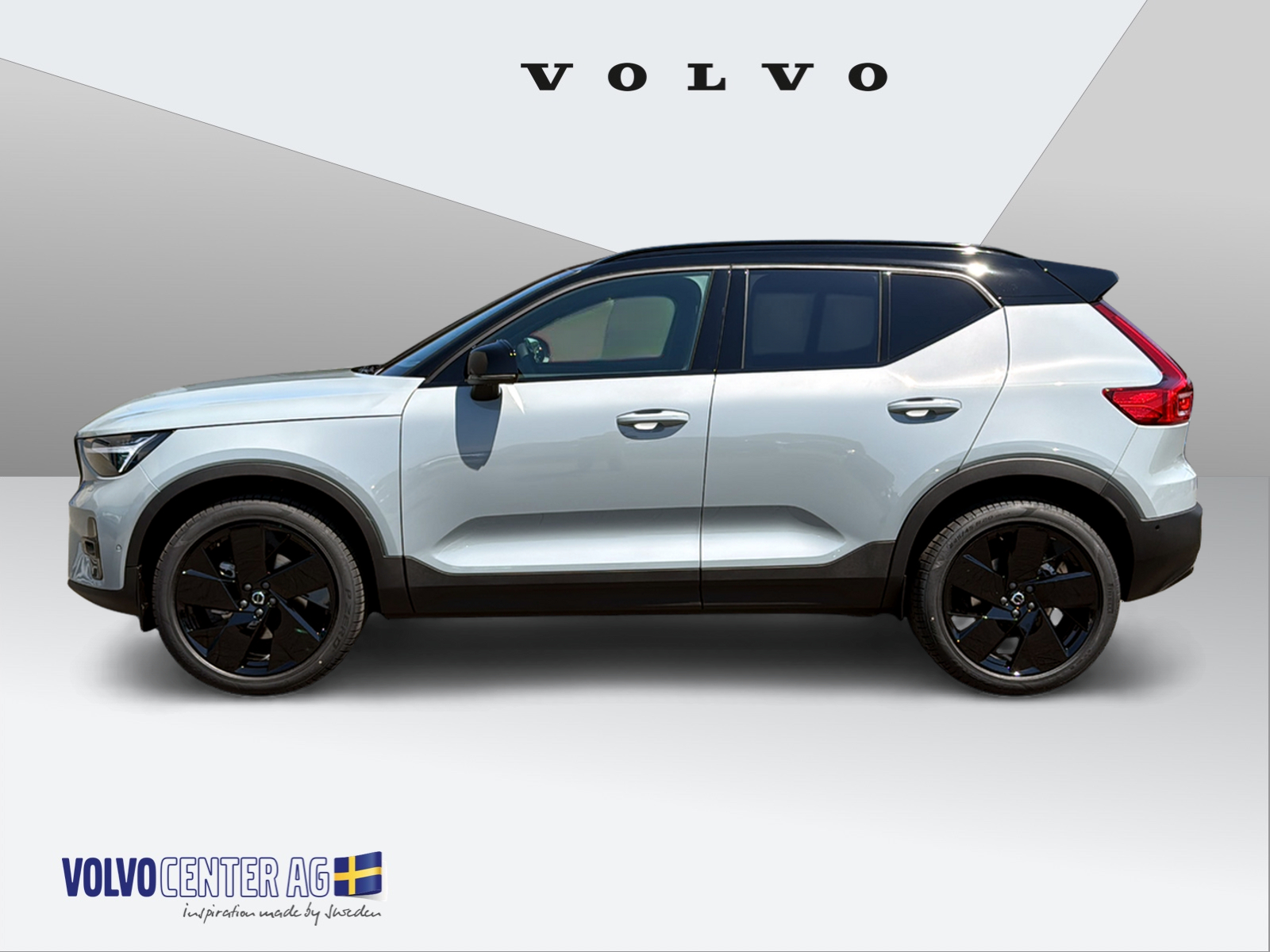 VOLVO XC40 2.0 B4 MH Black Edition-image-1