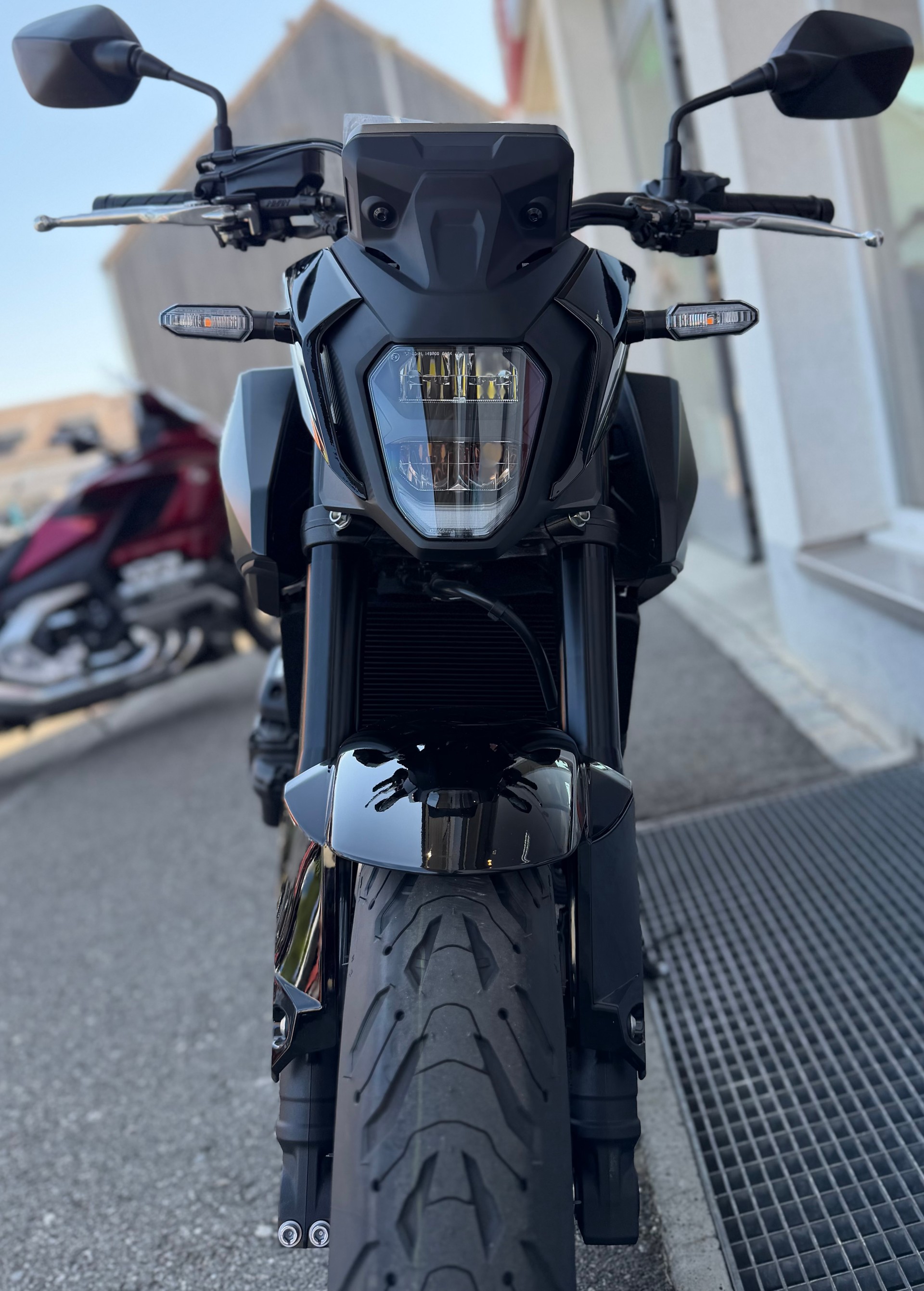 HONDA CB 500 Hornet NEW * E-Clutch * 2026-showroom-element-1