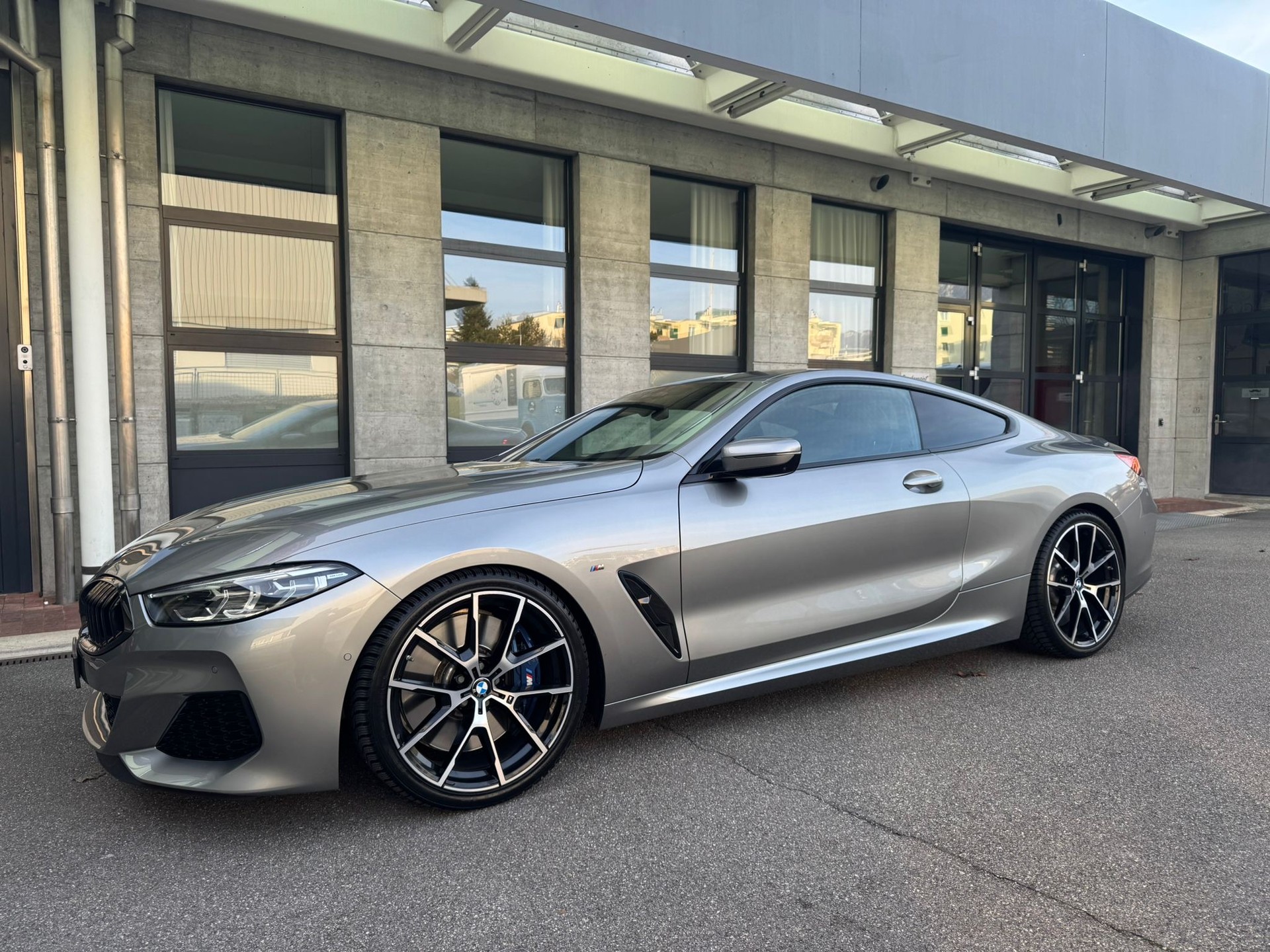 BMW M850i xDrive First Edition Steptronic-image-1