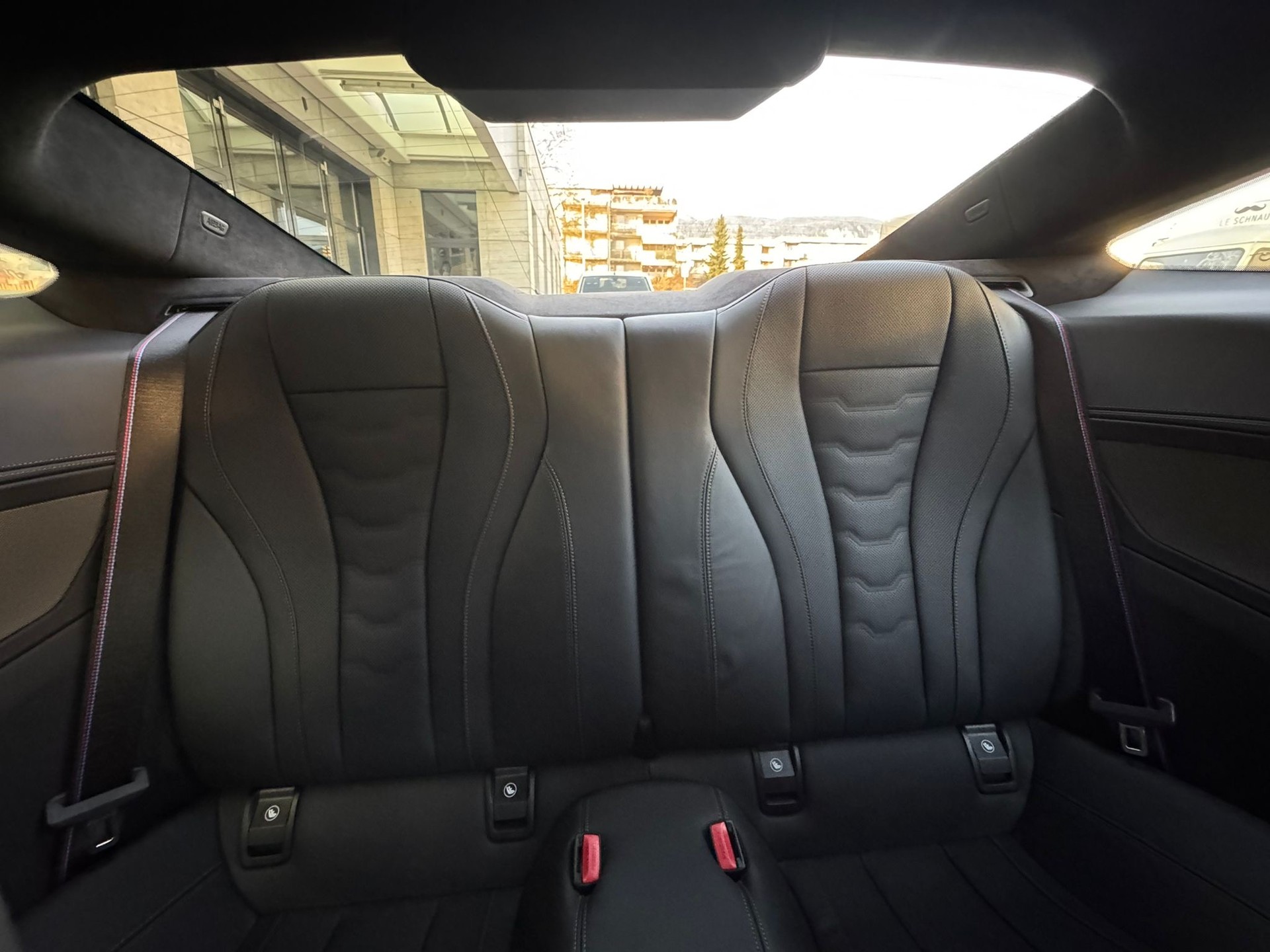 BMW M850i xDrive First Edition Steptronic-image-7