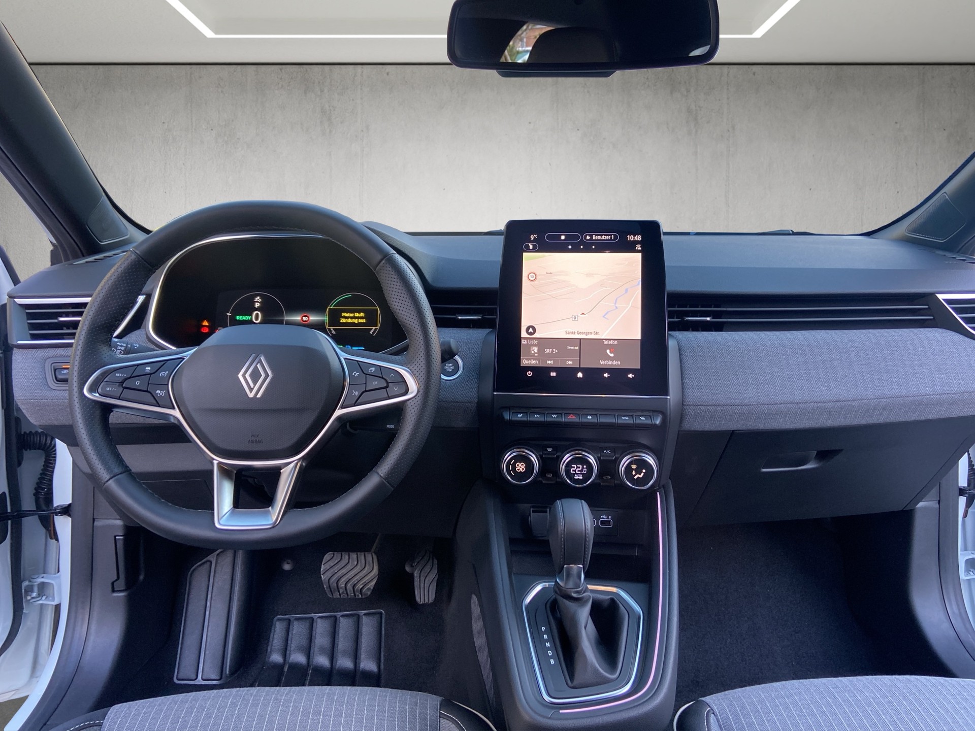 RENAULT Clio 1.6 E-Tech Techno-image-8