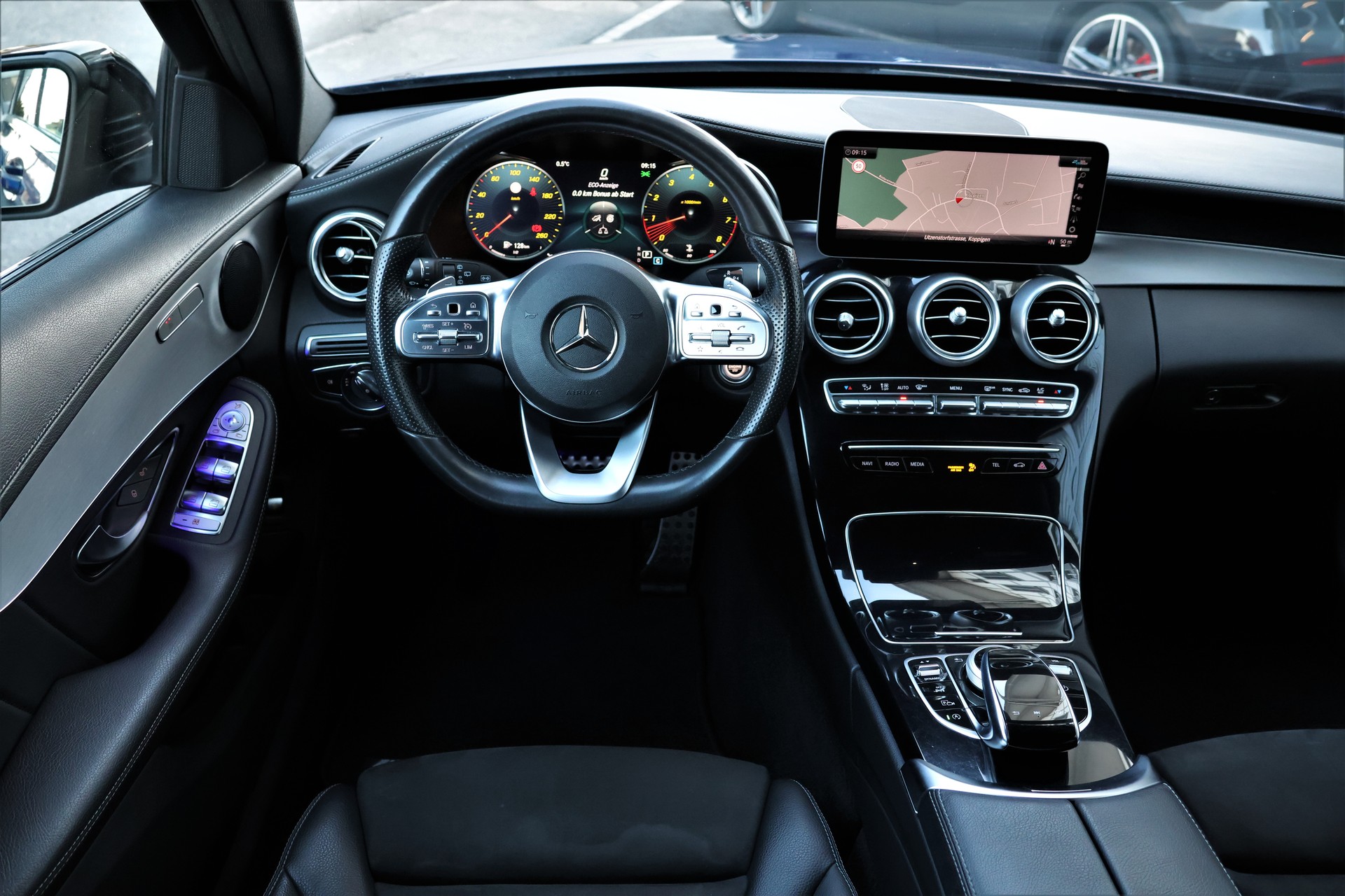 MERCEDES-BENZ C 400 AMG Line 4Matic 9G-Tronic (CH) + 1.8T AHK-image-11
