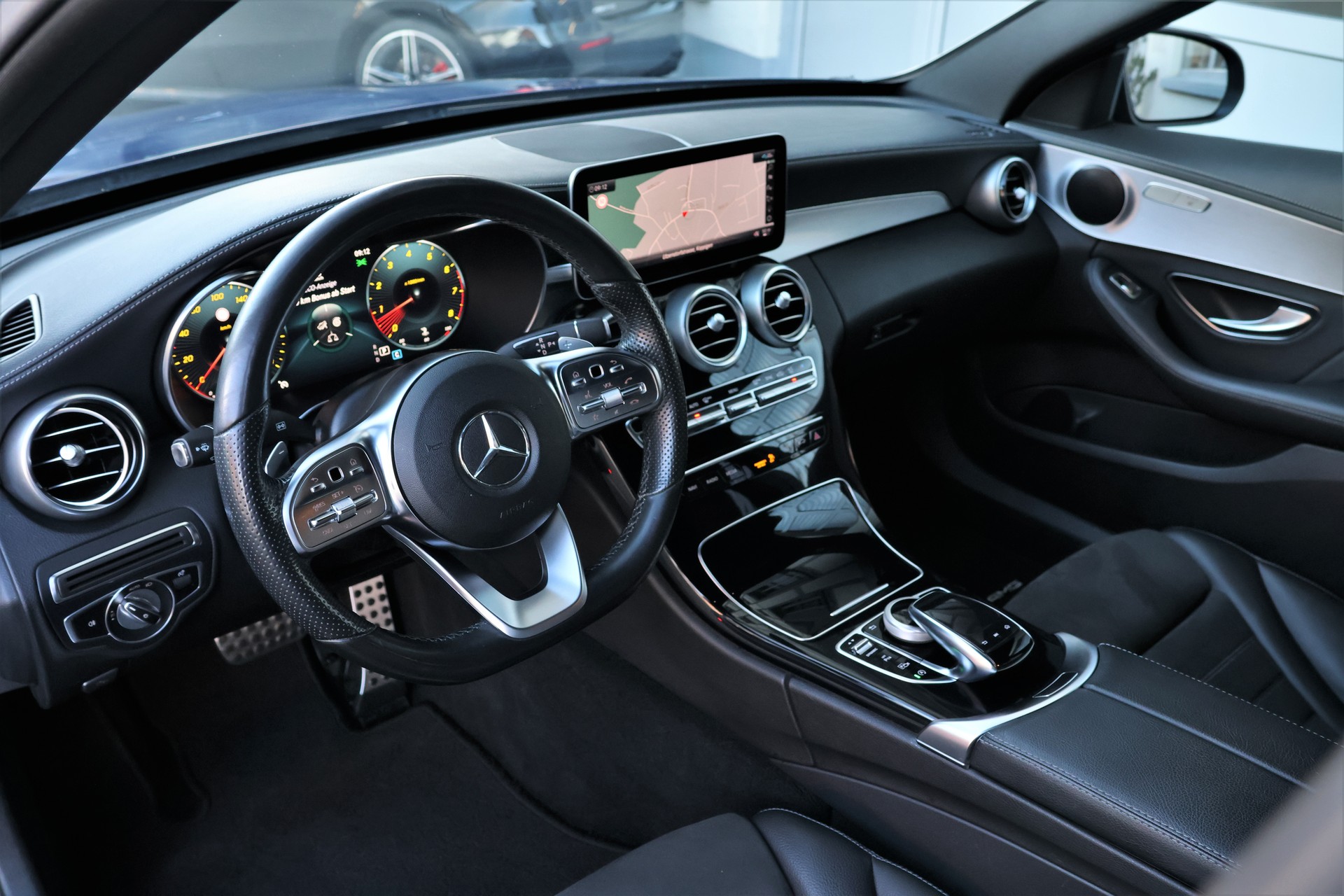 MERCEDES-BENZ C 400 AMG Line 4Matic 9G-Tronic (CH) + 1.8T AHK-image-8