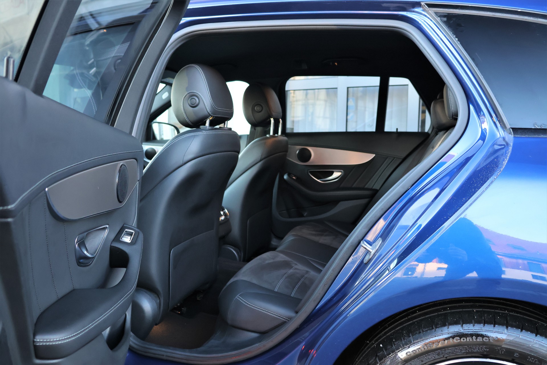 MERCEDES-BENZ C 400 AMG Line 4Matic 9G-Tronic (CH) + 1.8T AHK-image-10