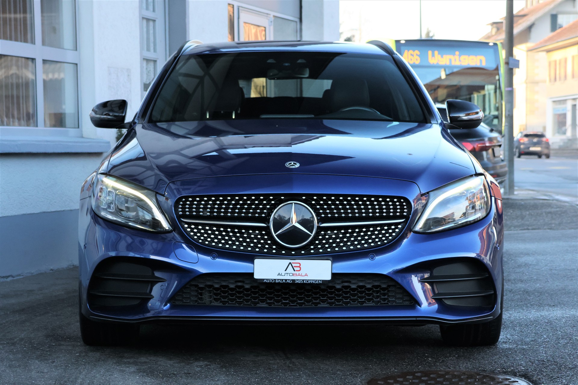 MERCEDES-BENZ C 400 AMG Line 4Matic 9G-Tronic (CH) + 1.8T AHK-image-1