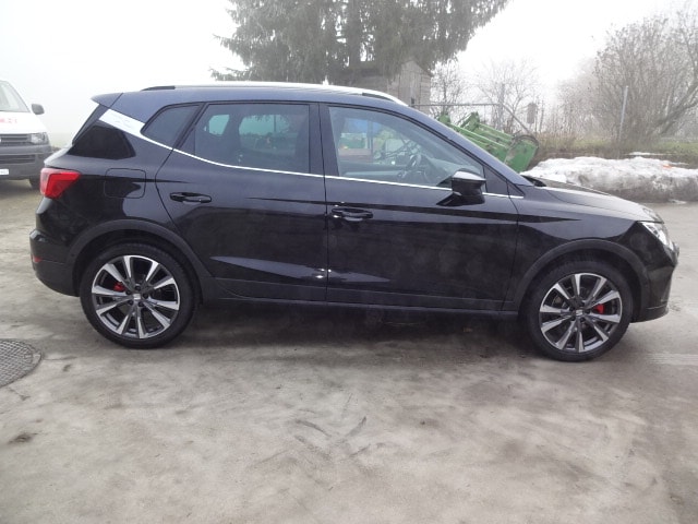 SEAT Arona 1.5 Eco TSI FR DSG-image-5