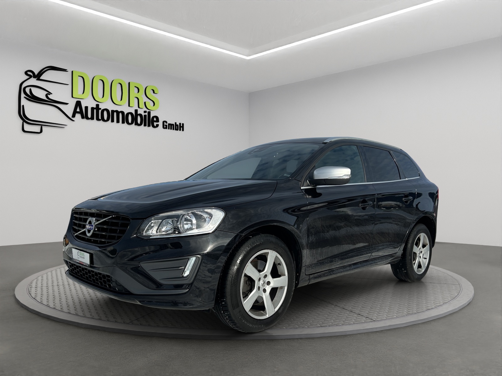 VOLVO XC60 D4 AWD Momentum Geartronic-image-2