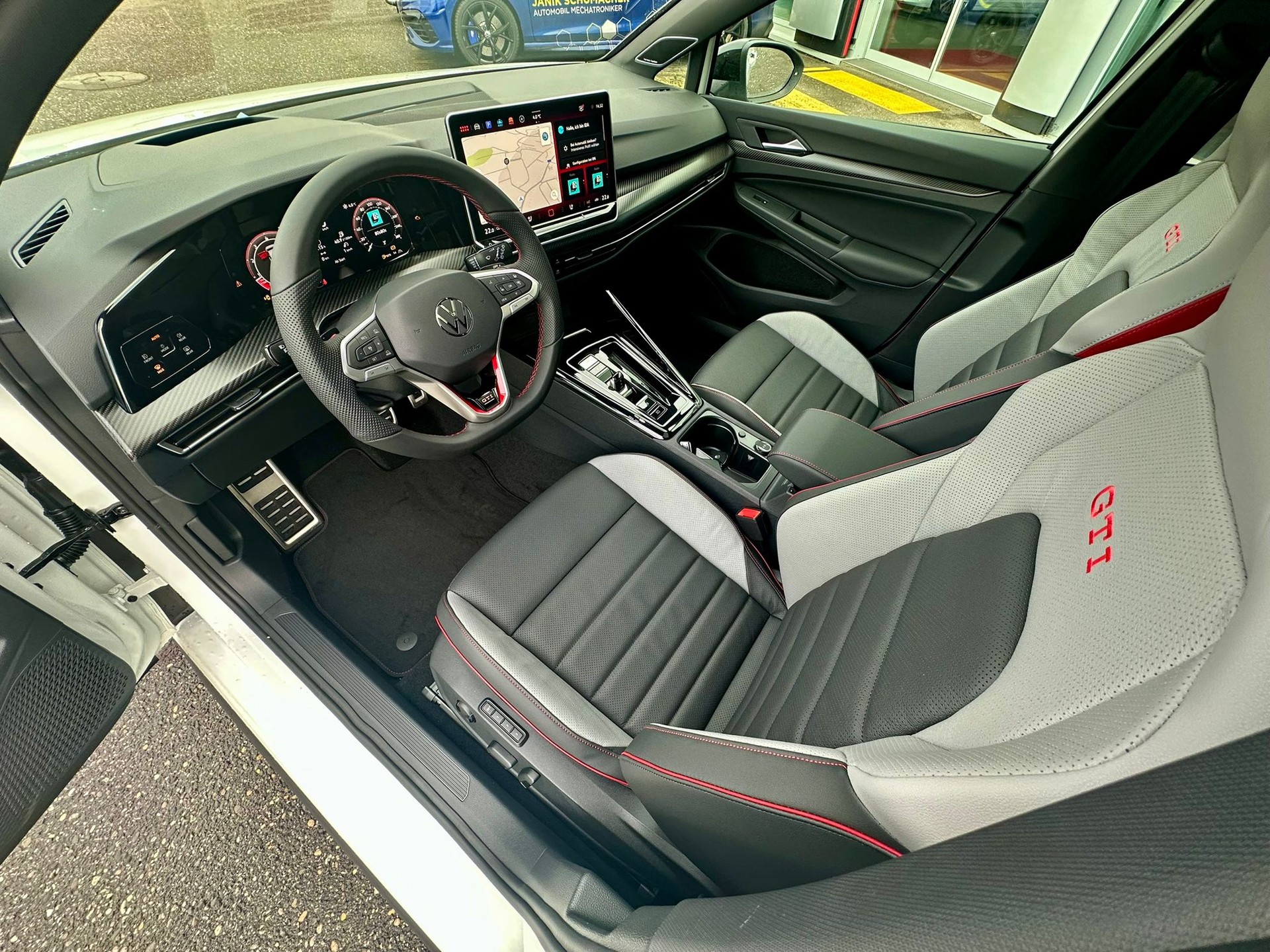VW Golf 2.0 TSI GTI DSG-image-10