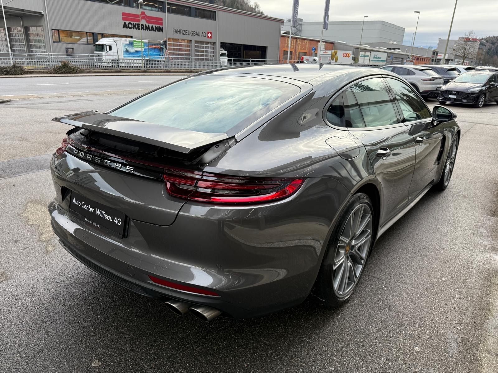 PORSCHE Panamera 4 E-Hybrid PDK-image-12
