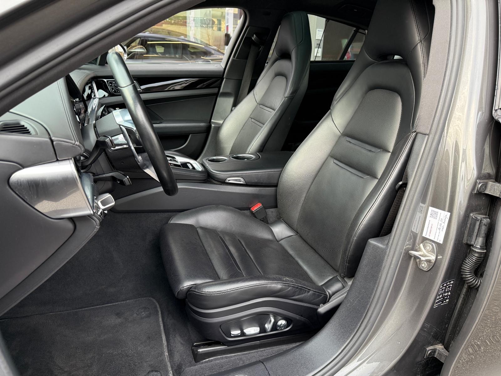 PORSCHE Panamera 4 E-Hybrid PDK-image-21