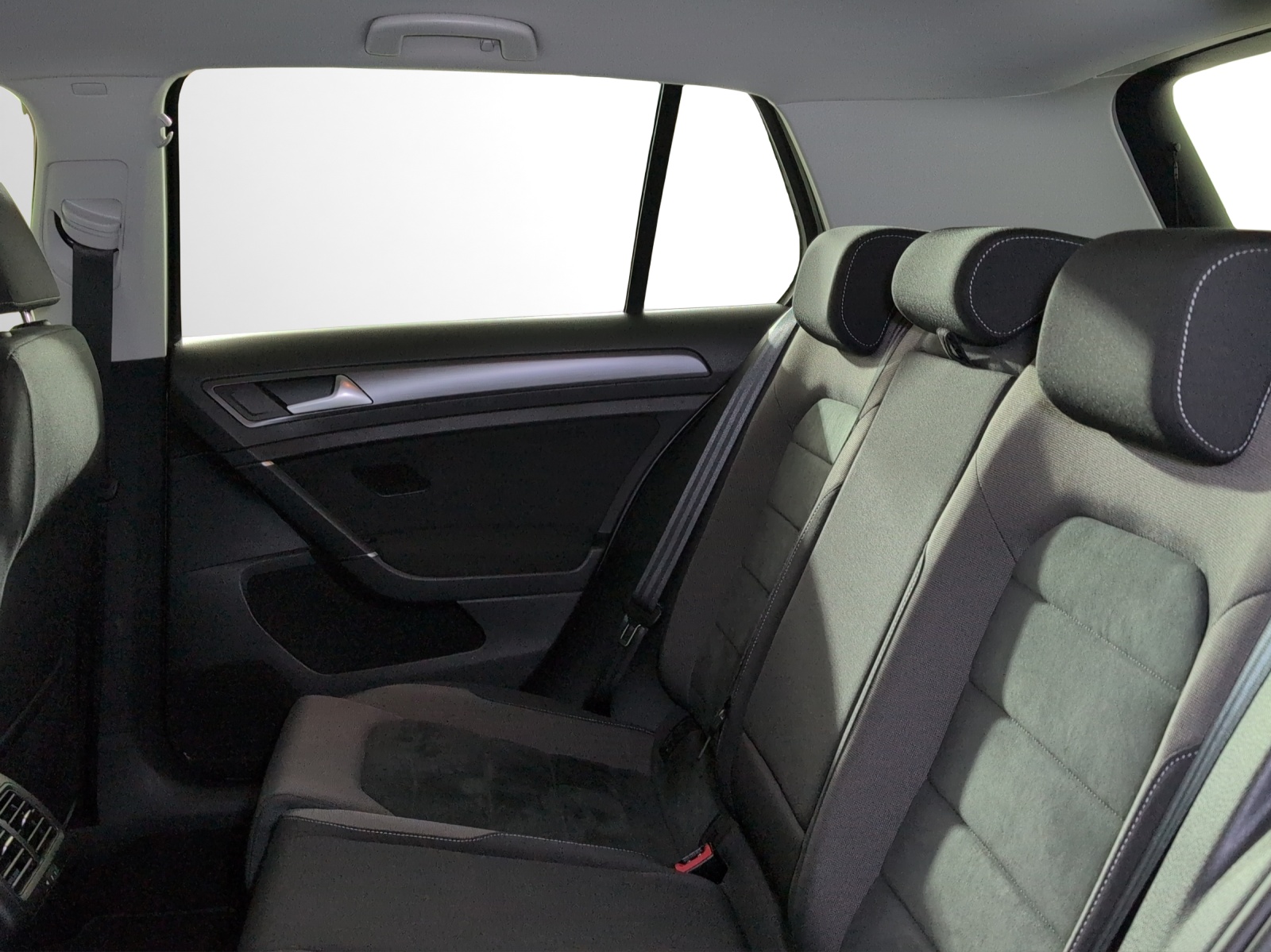 VW Golf 1.5 TSI EVO Comfortline DSG-image-12