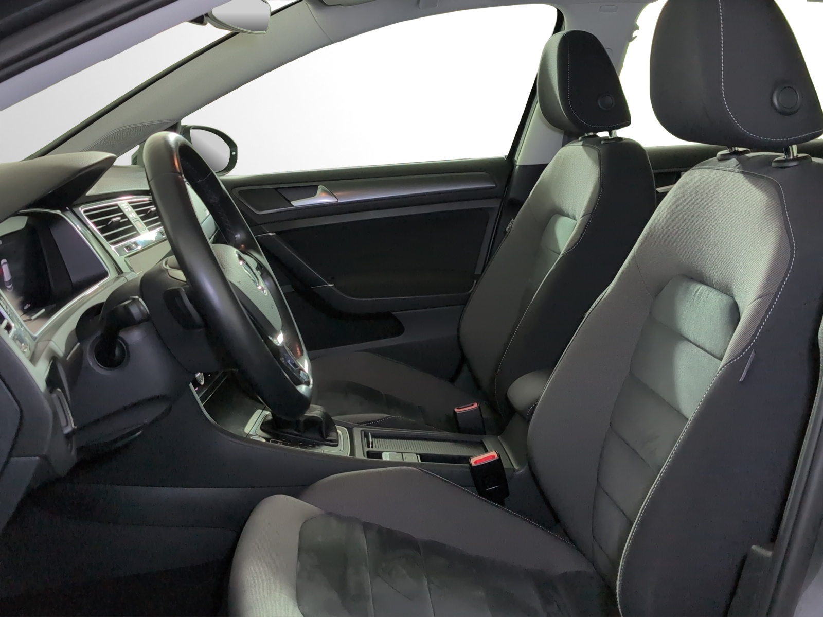 VW Golf 1.5 TSI EVO Comfortline DSG-image-5