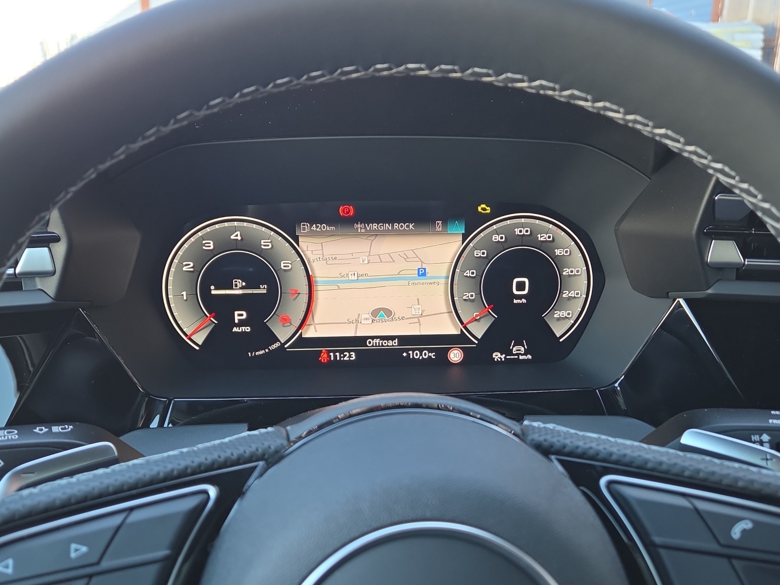 AUDI A3 Sportback TFSI 110 kW S line Attraction S tronic-image-9
