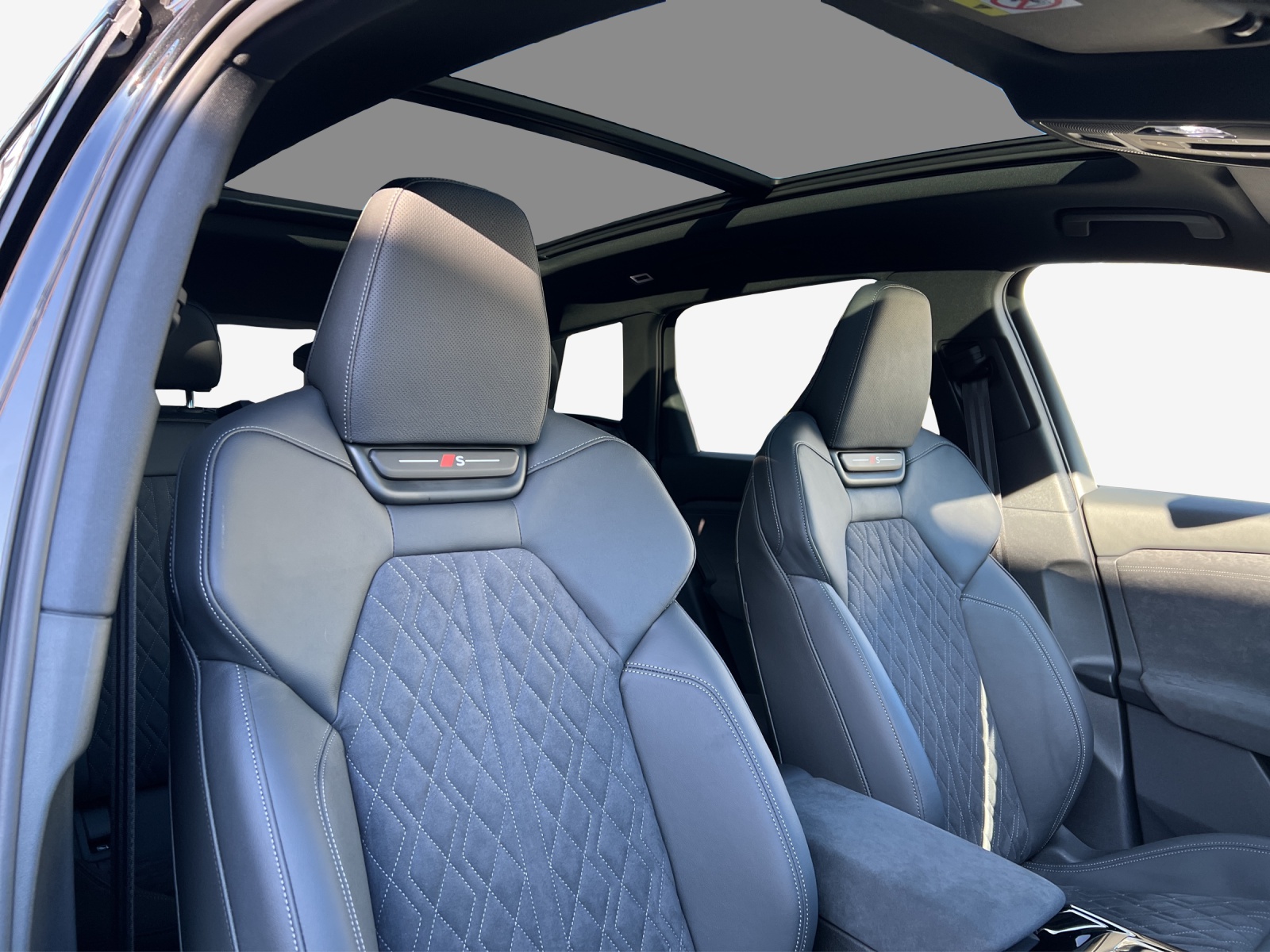 AUDI Q6 e-tron quattro-image-14