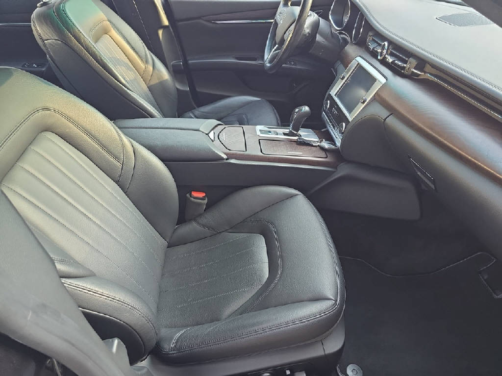 MASERATI Quattroporte 3.0 V6 S GranLusso Q4-image-14