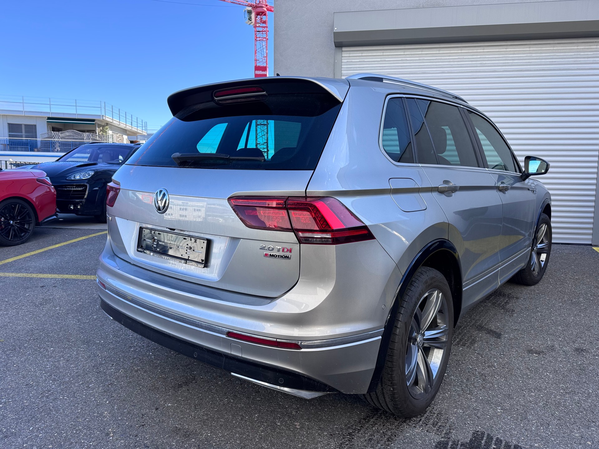 VW Tiguan 2.0 TDI SCR Highline 4Motion DSG-image-3