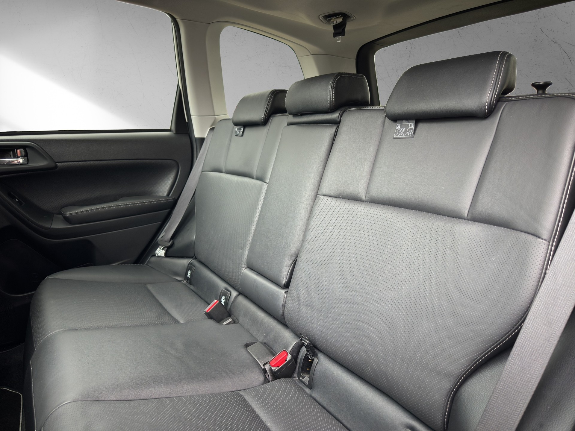 SUBARU Forester 2.0D Luxury Lineatronic-image-7