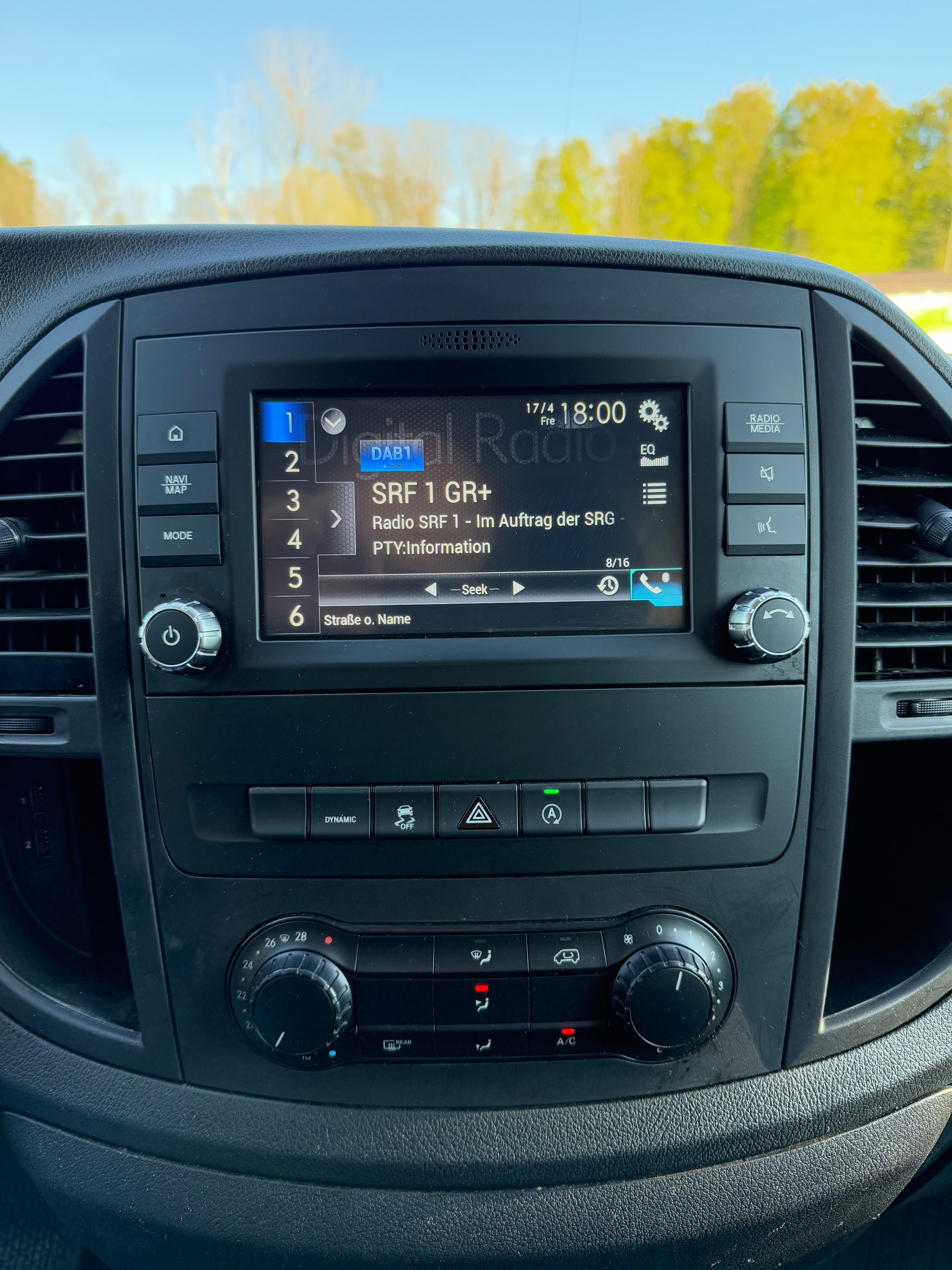 MERCEDES-BENZ Vito 119 CDI Lang 4Matic 7G-Tronic-image-8