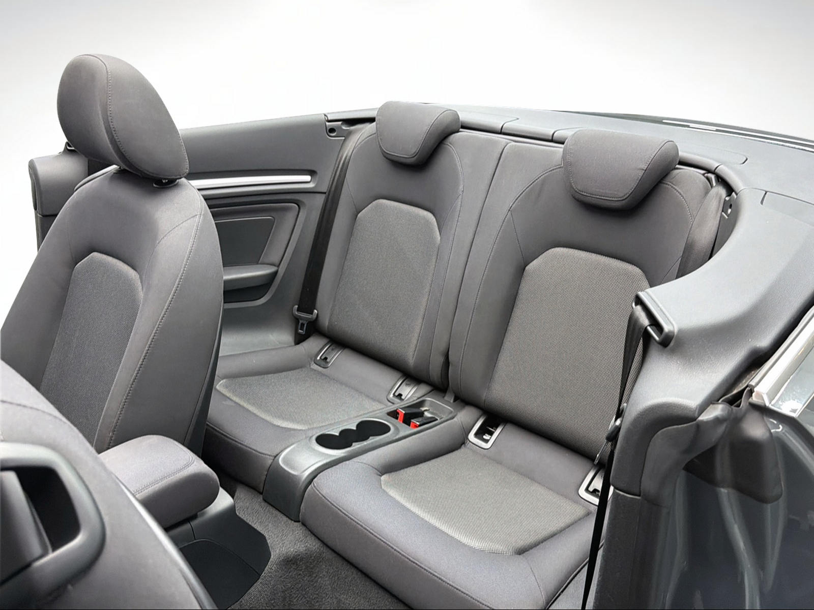 AUDI A3 Cabriolet 1.4 TFSI Sport Nano Grey Metallic S-tronic-image-7