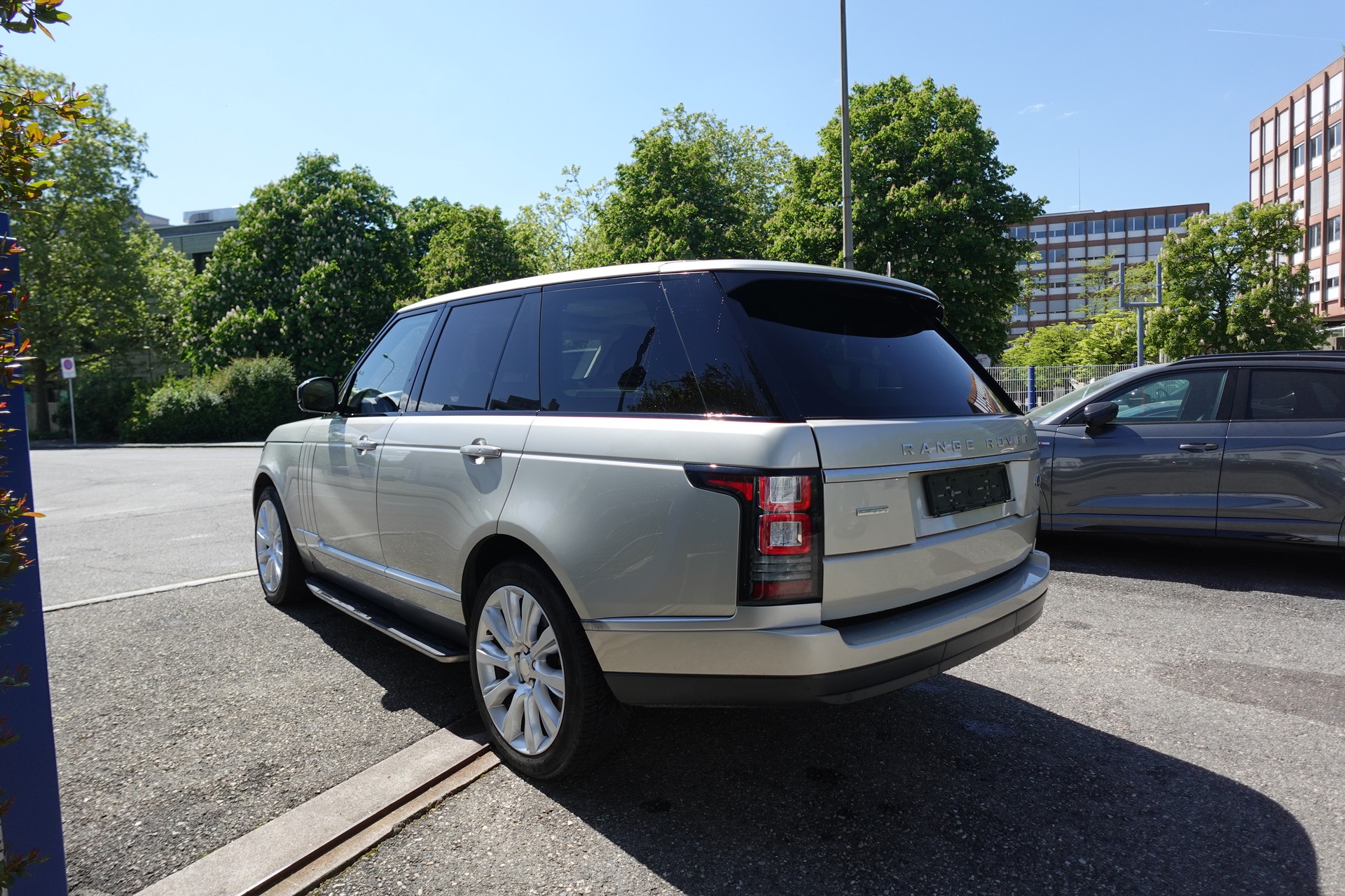 LAND ROVER Range Rover 5.0 V8 SC Autobiography Automatic-image-3