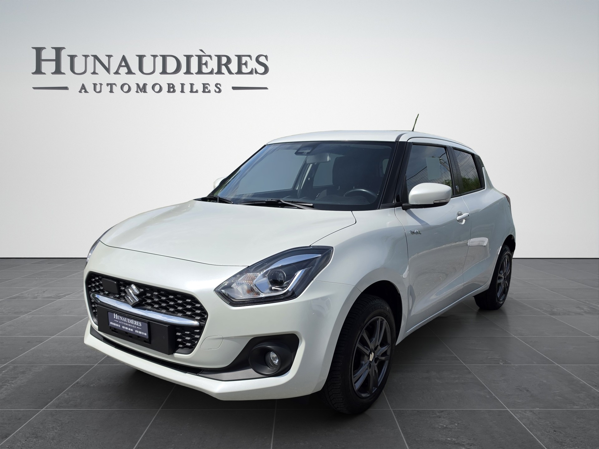 SUZUKI Swift 1.2i Piz Sulai Top Hybrid Allgrip 4x4-image-0