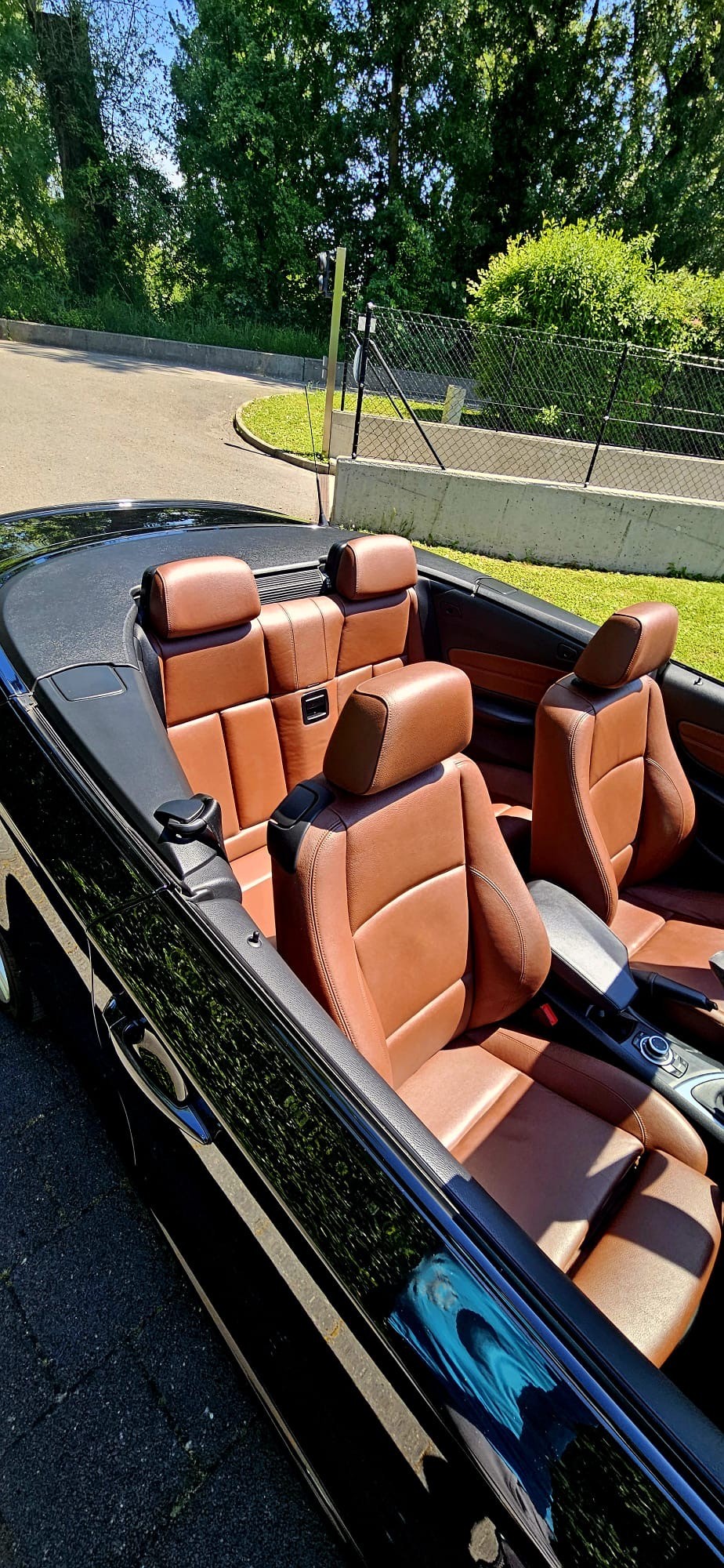 BMW 120i-image-15