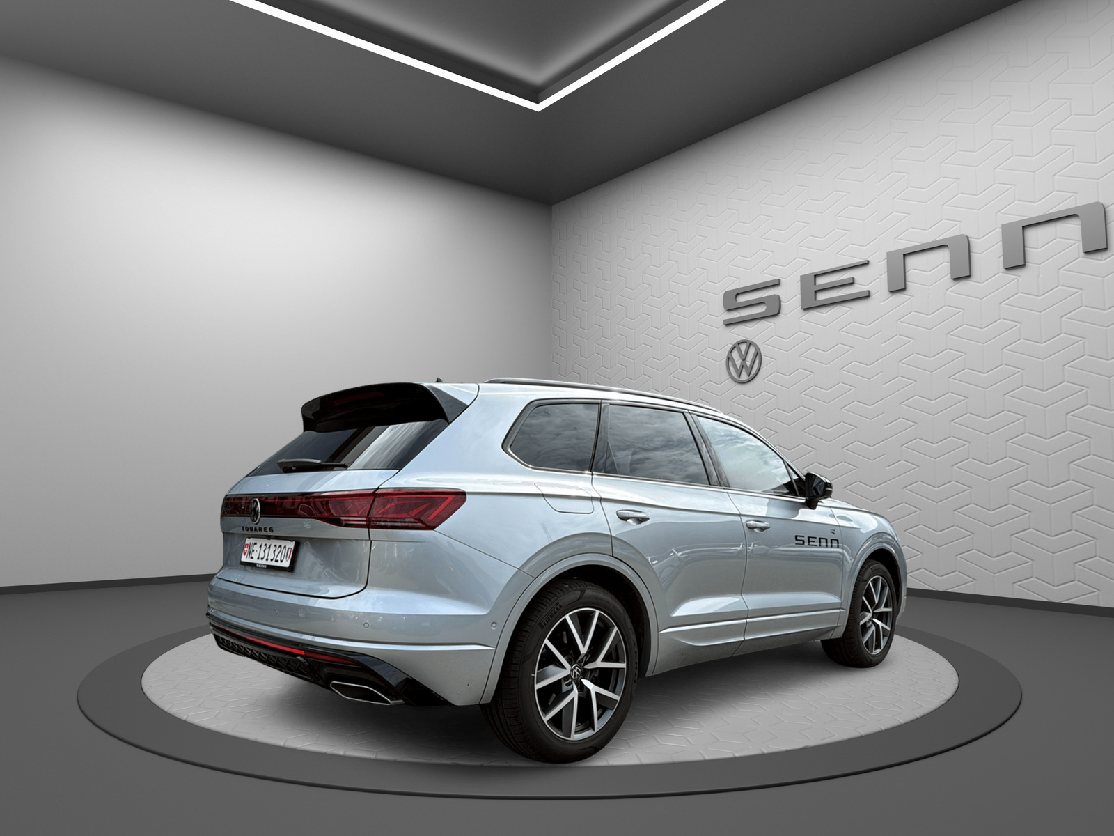 VW Touareg 3.0 TDI R-Line Tiptronic-image-2