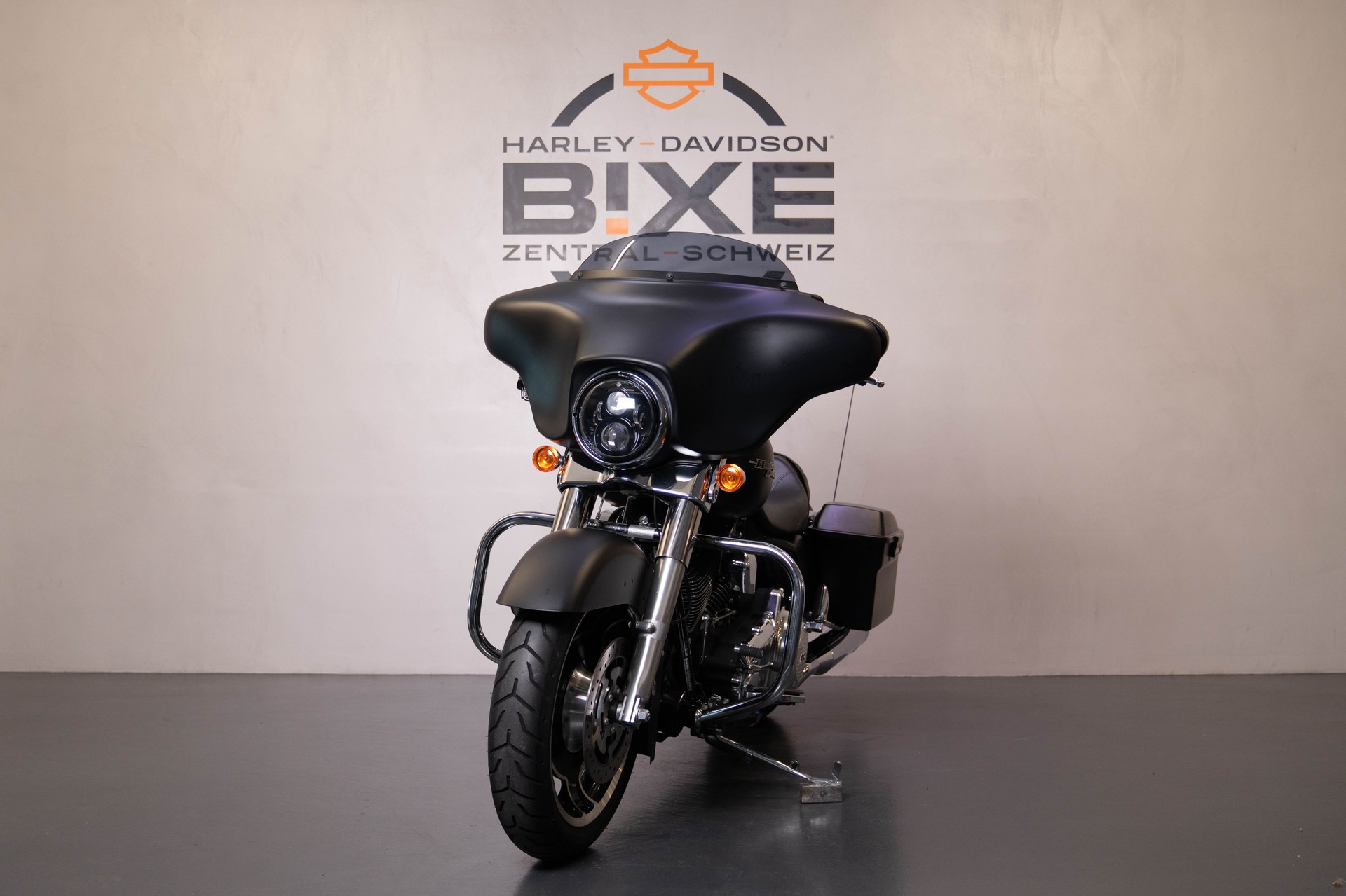 HARLEY-DAVIDSON FLHX Street Glide 103 ABS-showroom-element-2