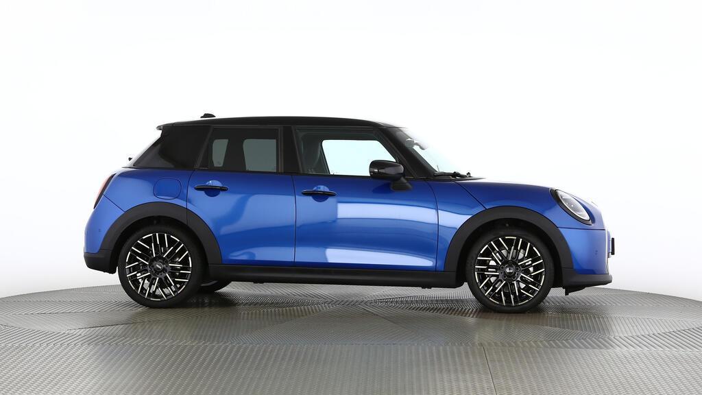 MINI Cooper 5 door C-image-2