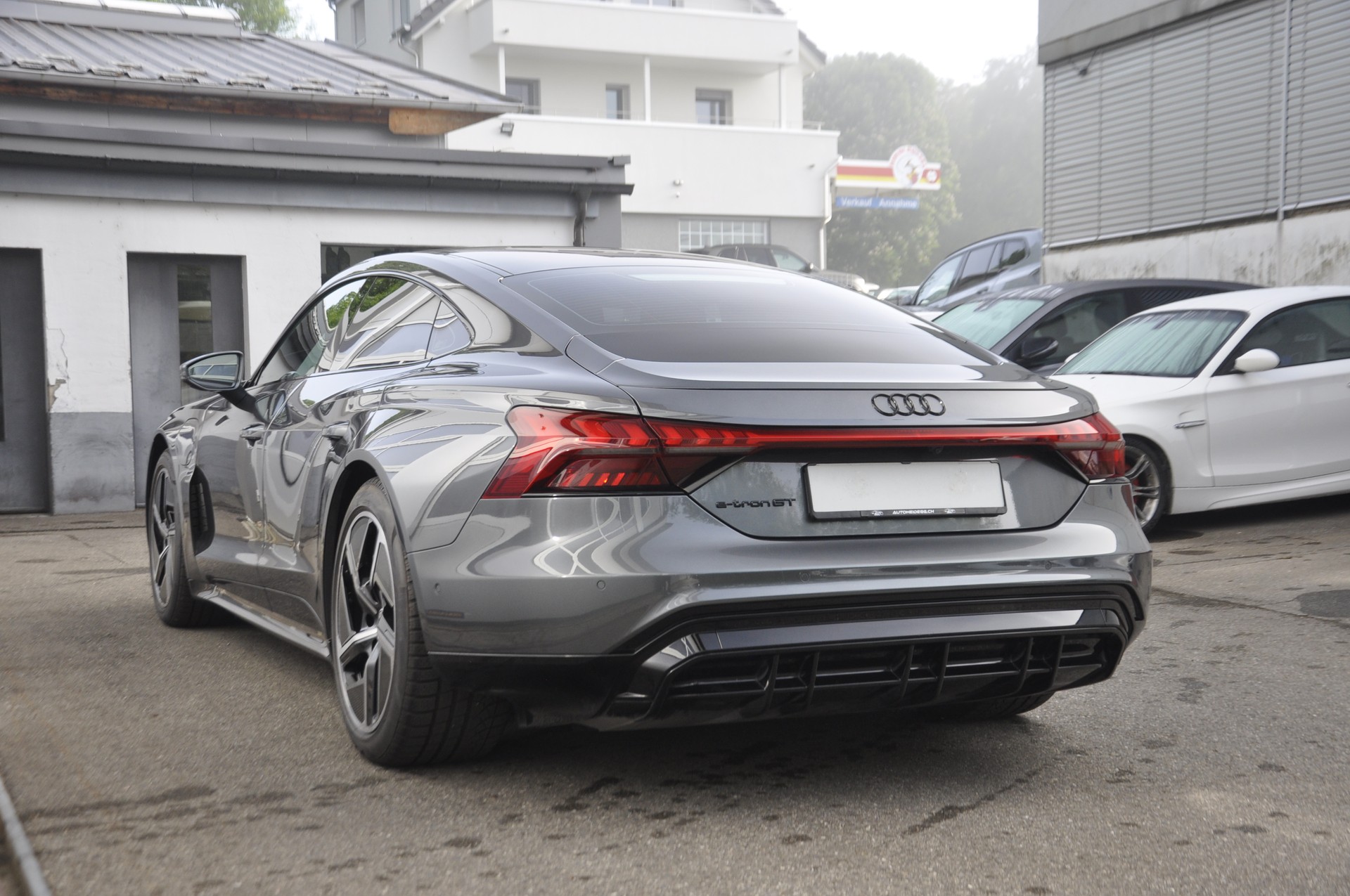 AUDI e-tron GT quattro-image-15