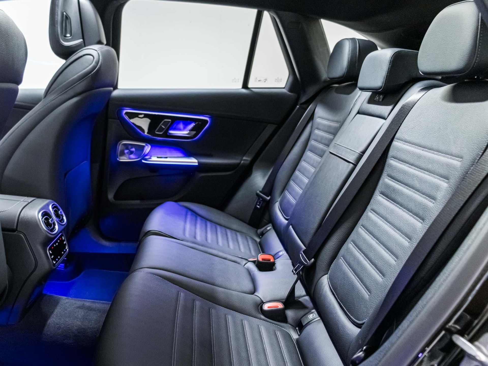 MERCEDES-BENZ GLC 220 d 4MATIC-image-7