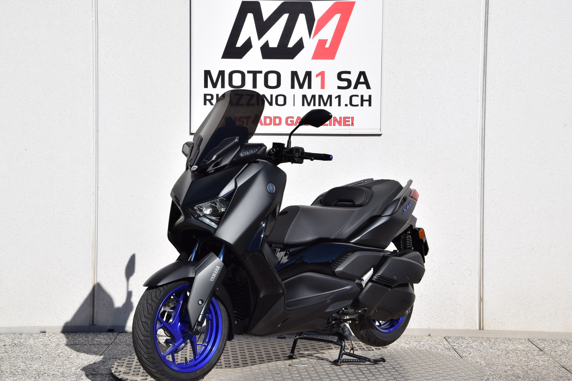 YAMAHA X-Max 300-showroom-element-3