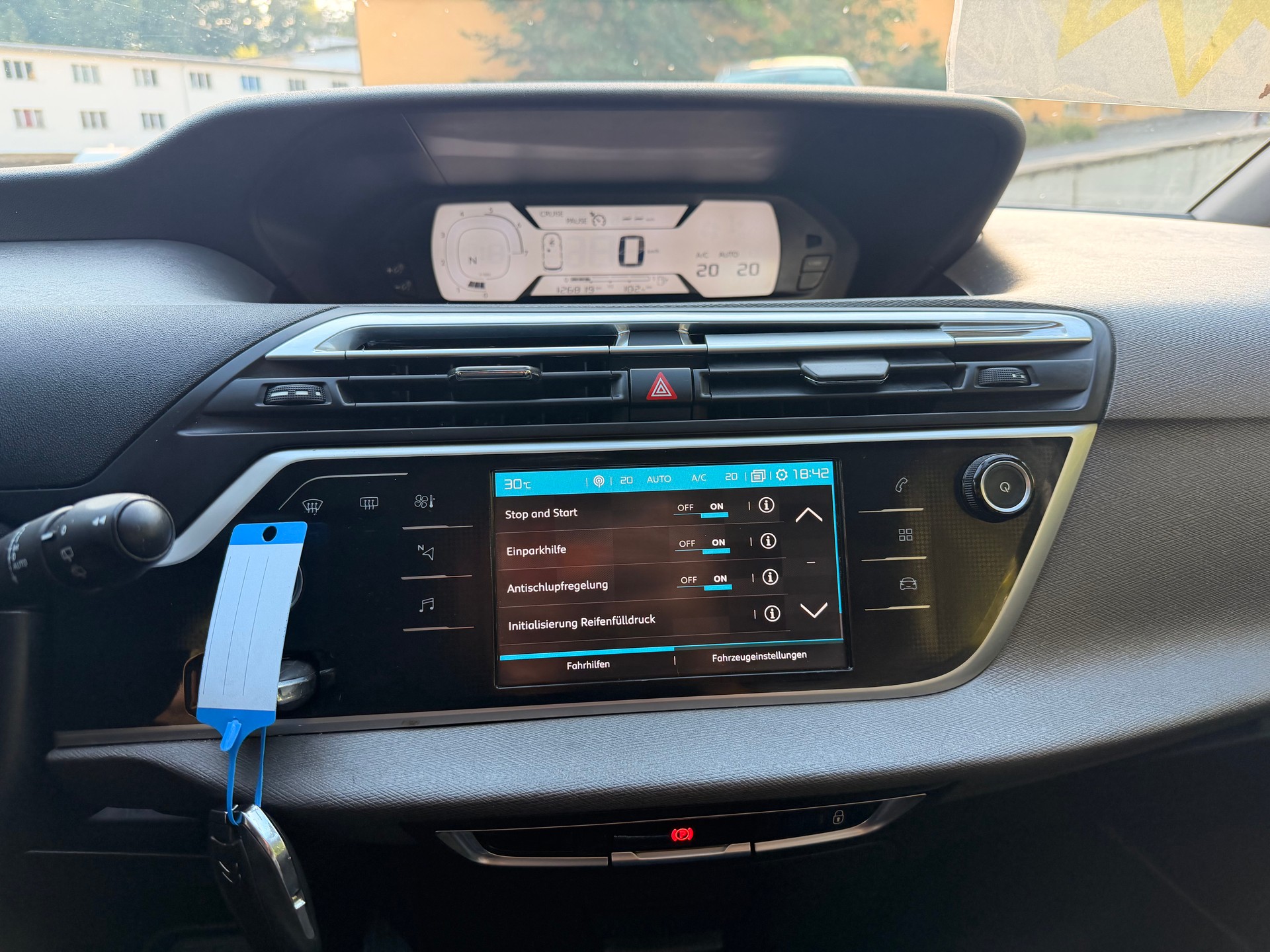 CITROEN Grand C4 Picasso 1.6 BlueHDi Intensive EAT6-image-24