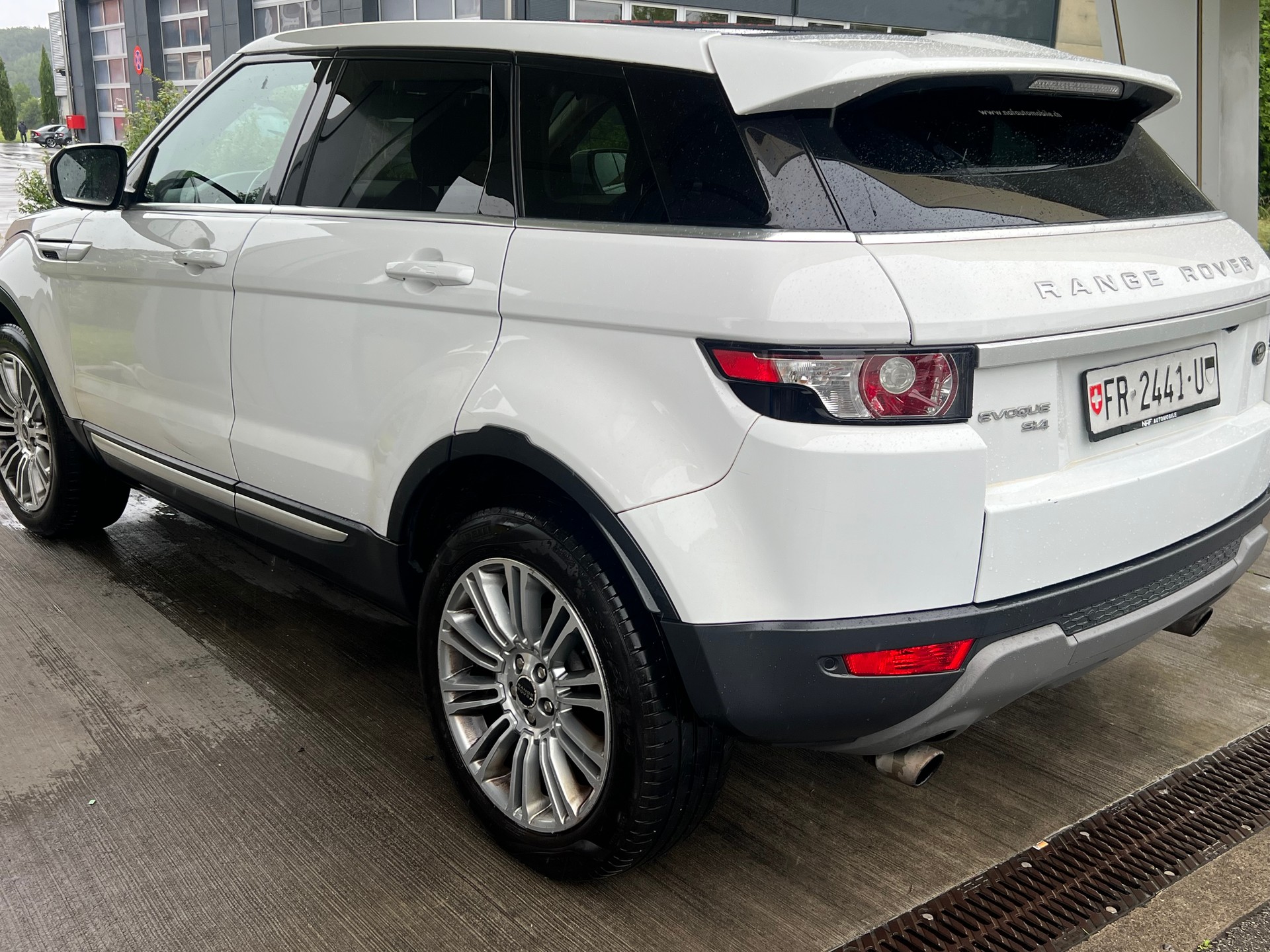 LAND ROVER Range Rover Evoque 2.0 Si4 Pure AT6-image-5