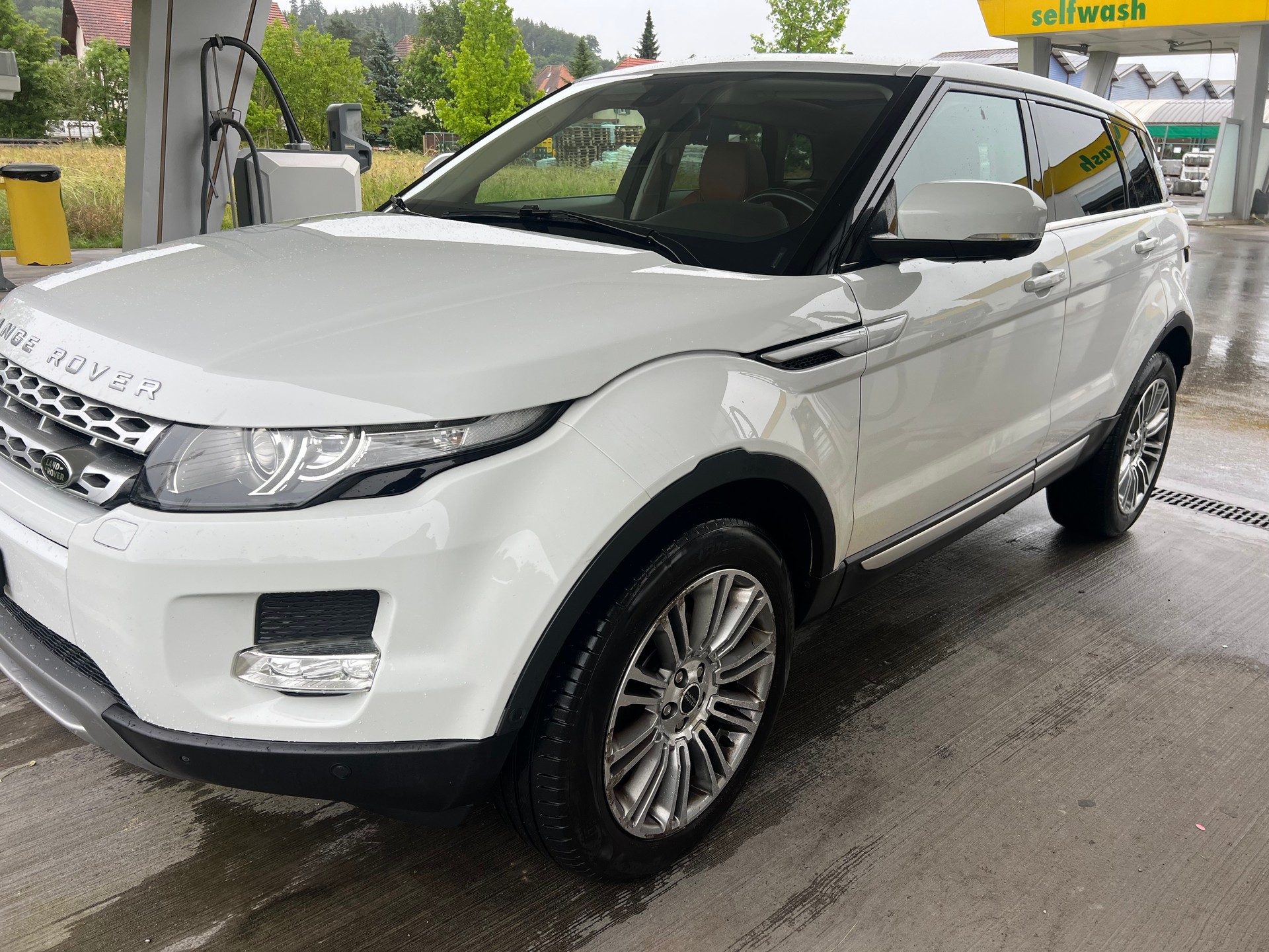 LAND ROVER Range Rover Evoque 2.0 Si4 Pure AT6-image-6
