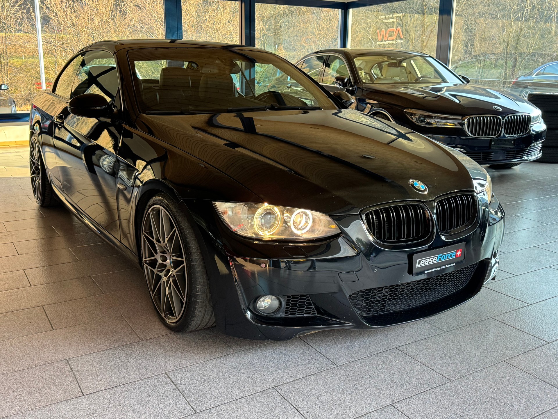 BMW 335i Cabriolet Steptronic-image-2