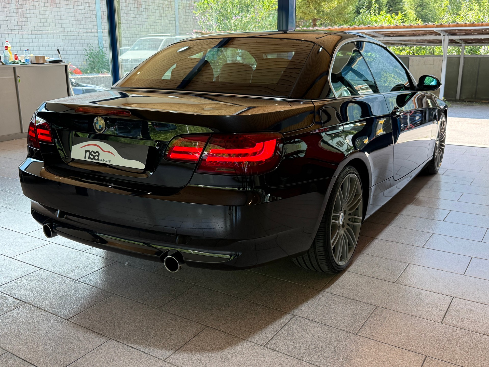 BMW 335i Cabriolet Steptronic-image-8