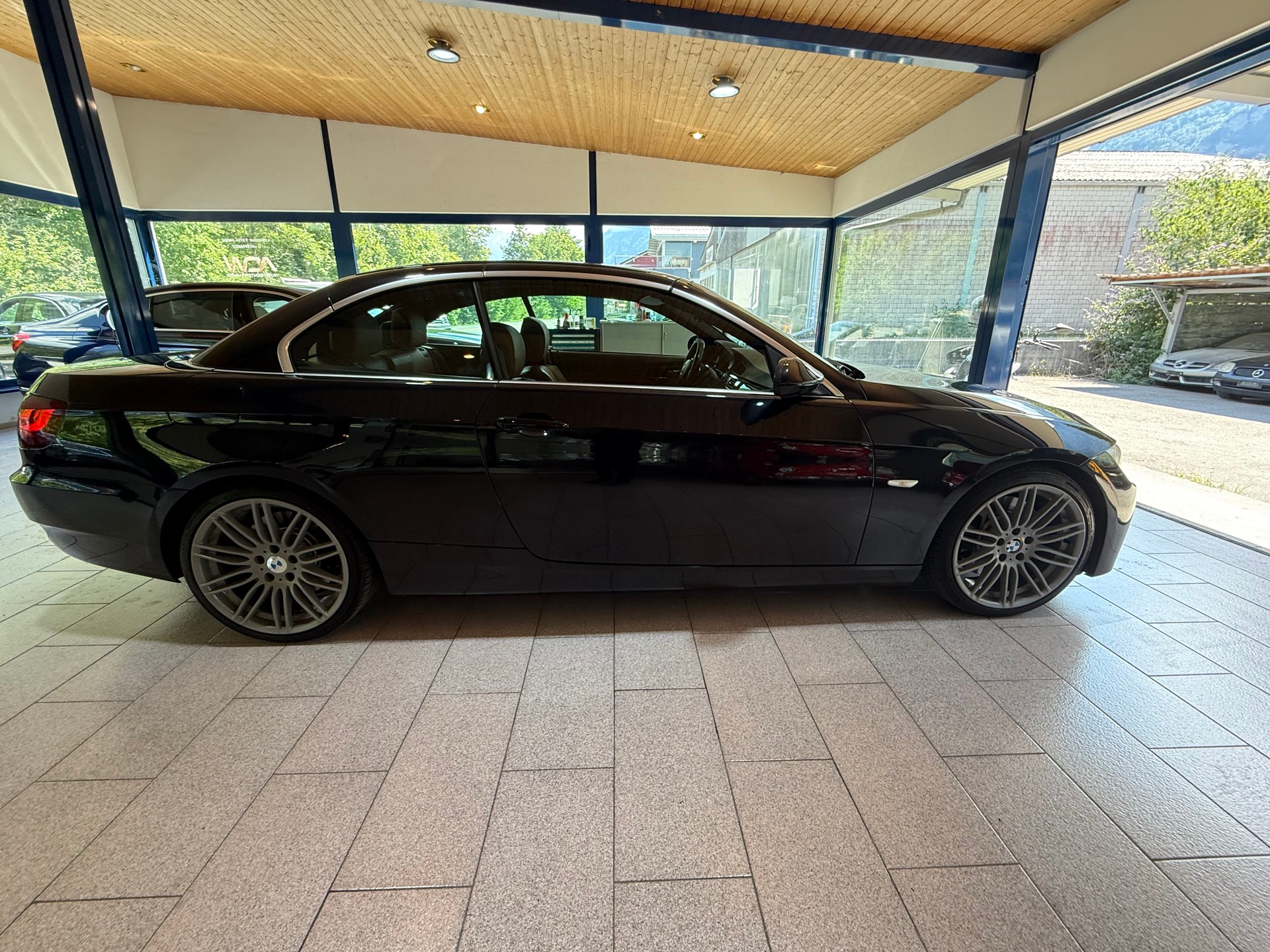 BMW 335i Cabriolet Steptronic-image-5