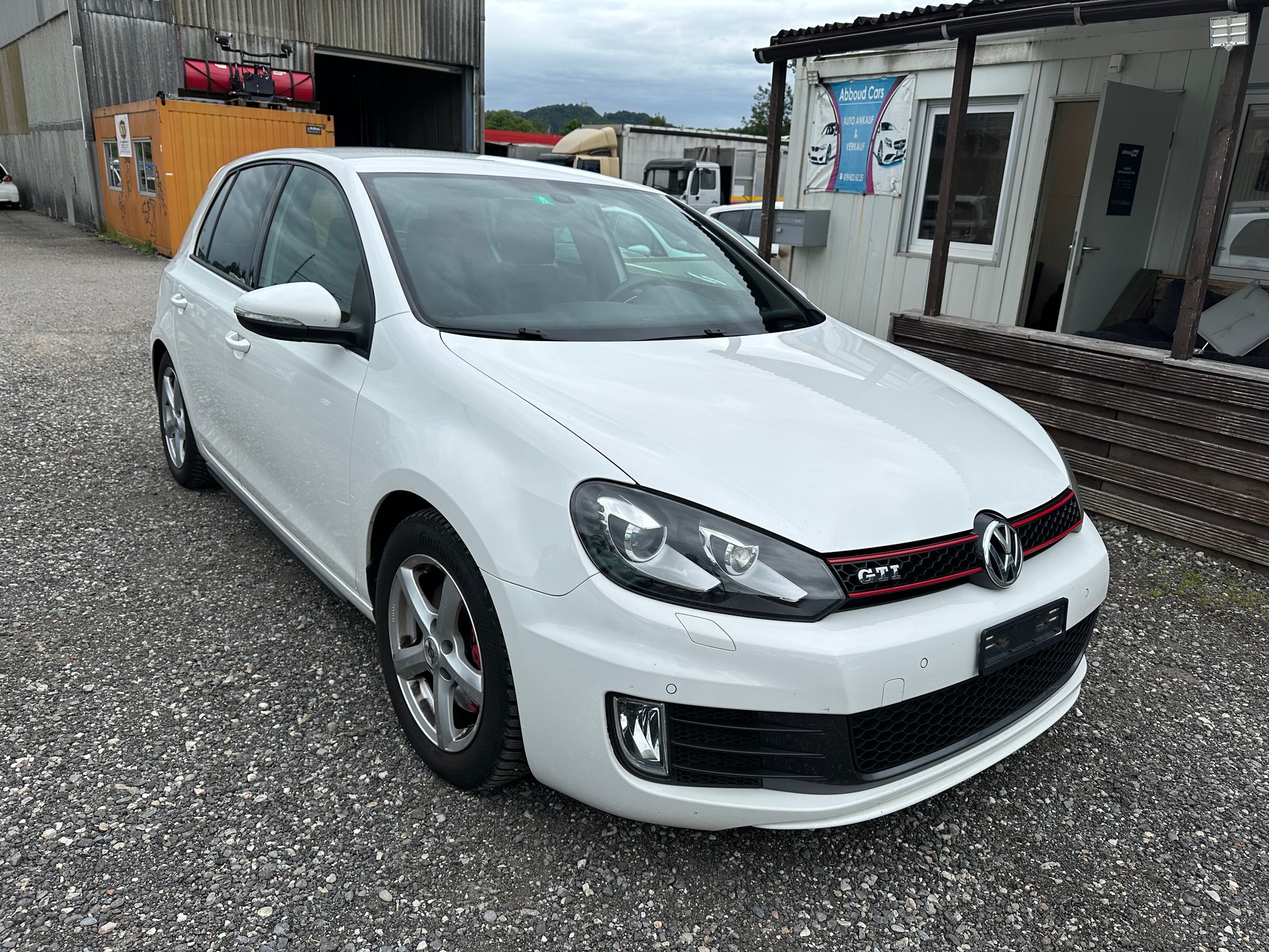 VW Golf 2.0 TSI GTI Adidas DSG-image-1
