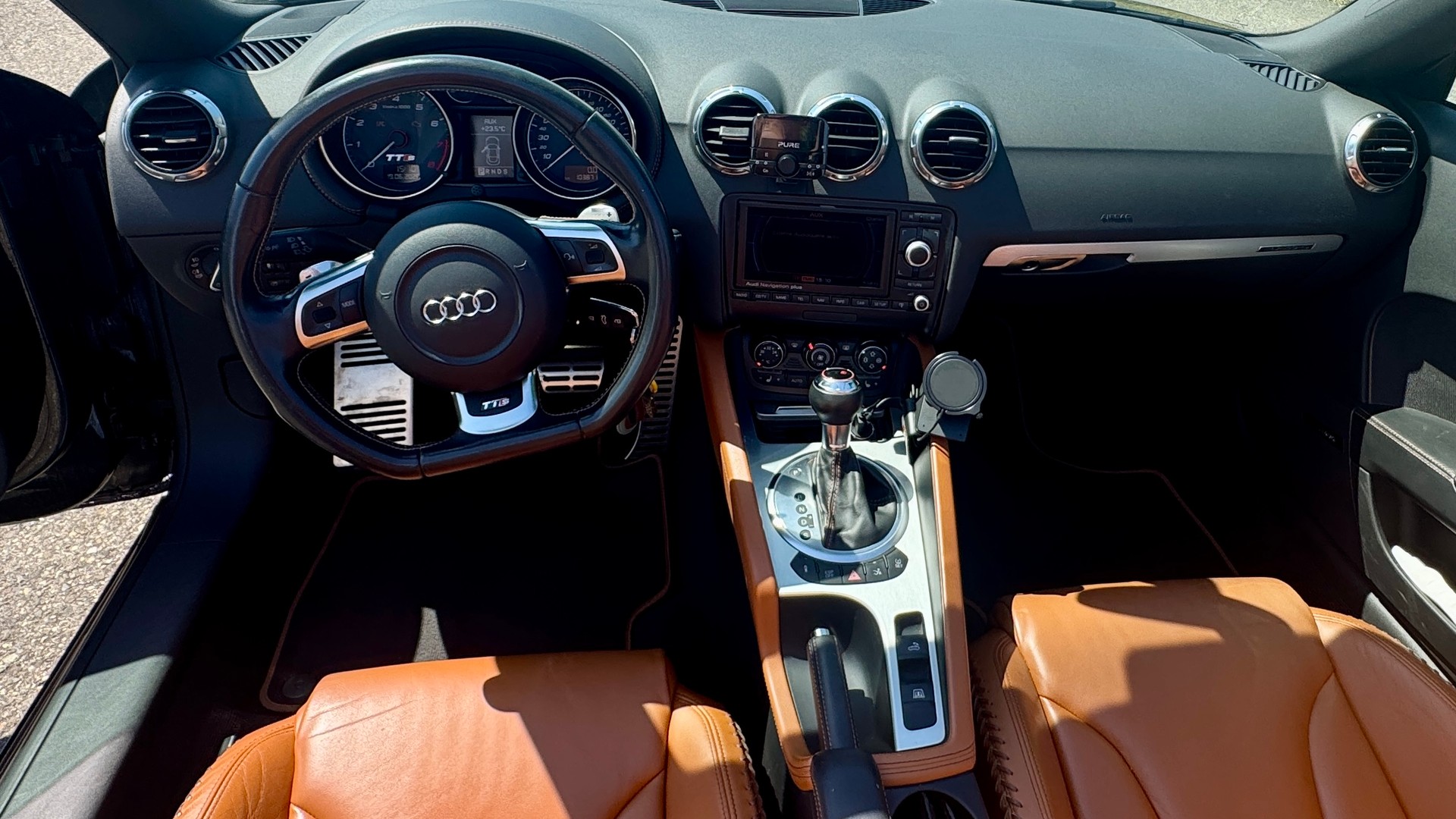 AUDI 2.0 TFSI quattro S-Tronic-image-2