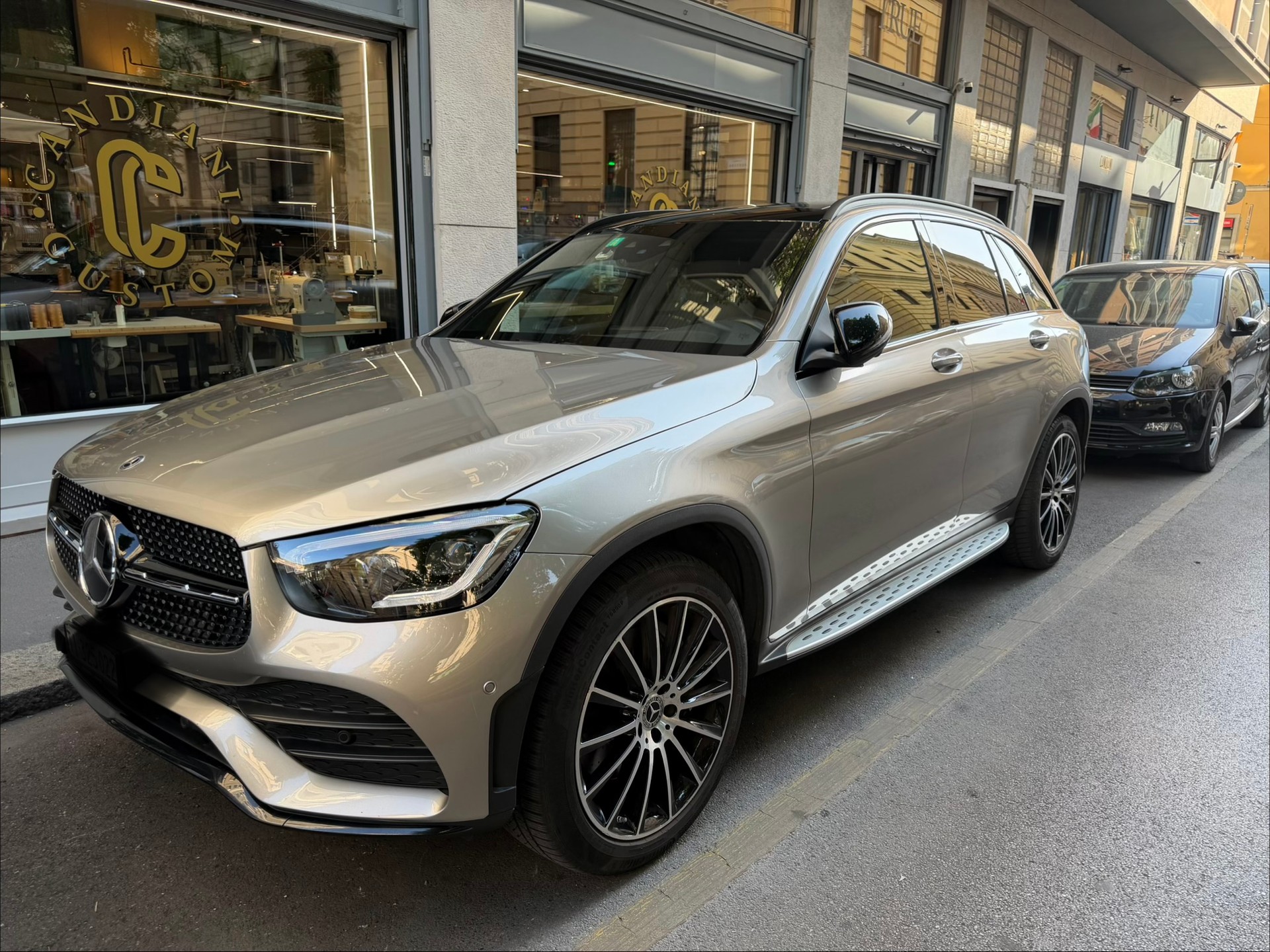 MERCEDES-BENZ GLC 300 AMG Line 4m-image-0