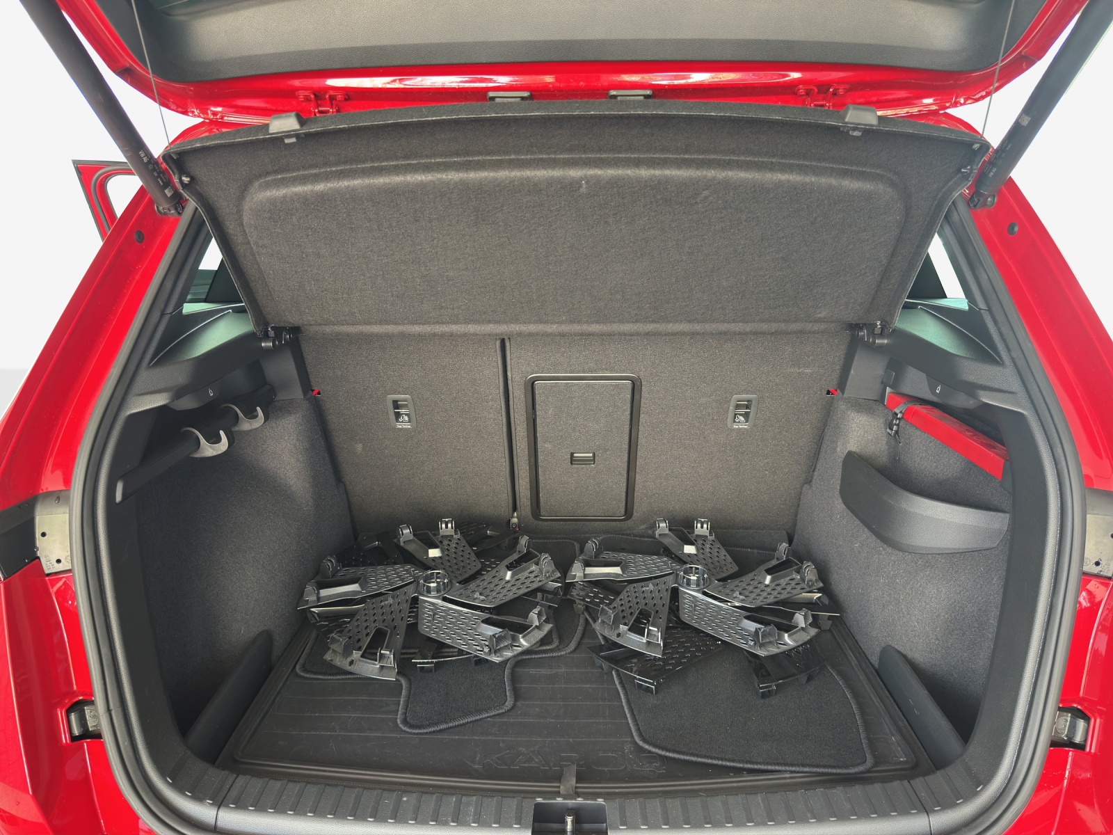 SKODA Karoq 2.0 TSI SportLine 4x4 DSG-image-12