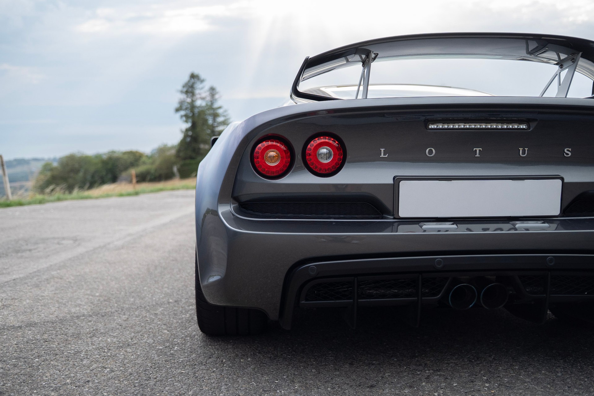 LOTUS 3.5 V6 S-image-1