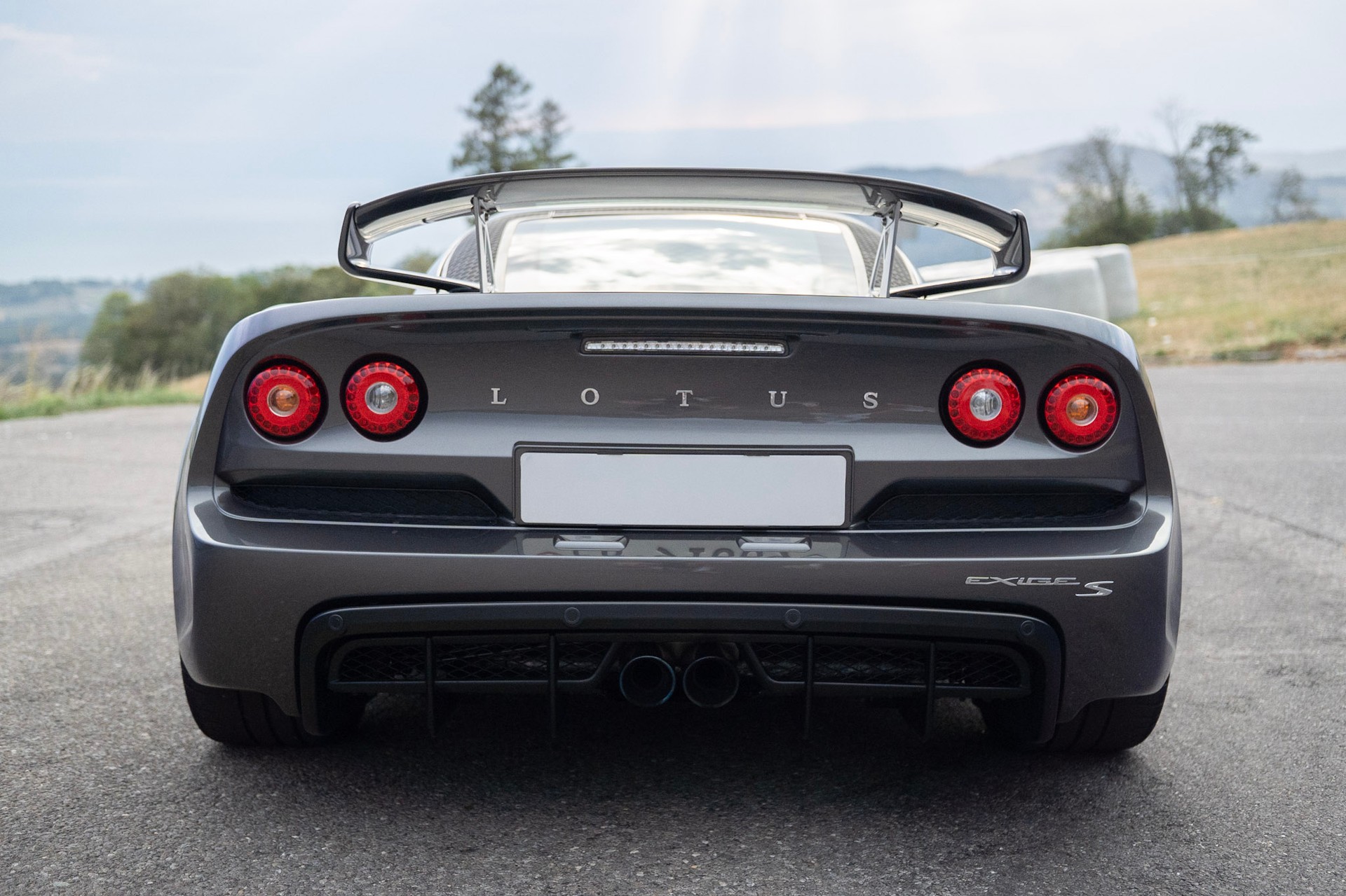 LOTUS 3.5 V6 S-image-3